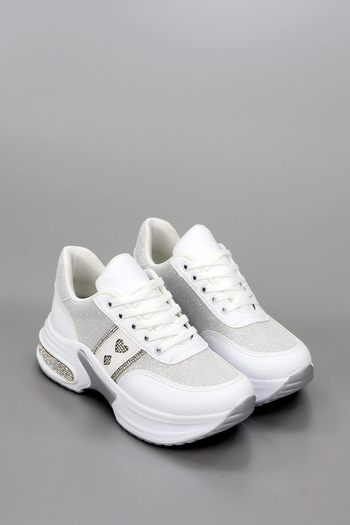 MDLN 472 Kalp Detaylı Taşlı Spor Ayakkabı - BEYAZ