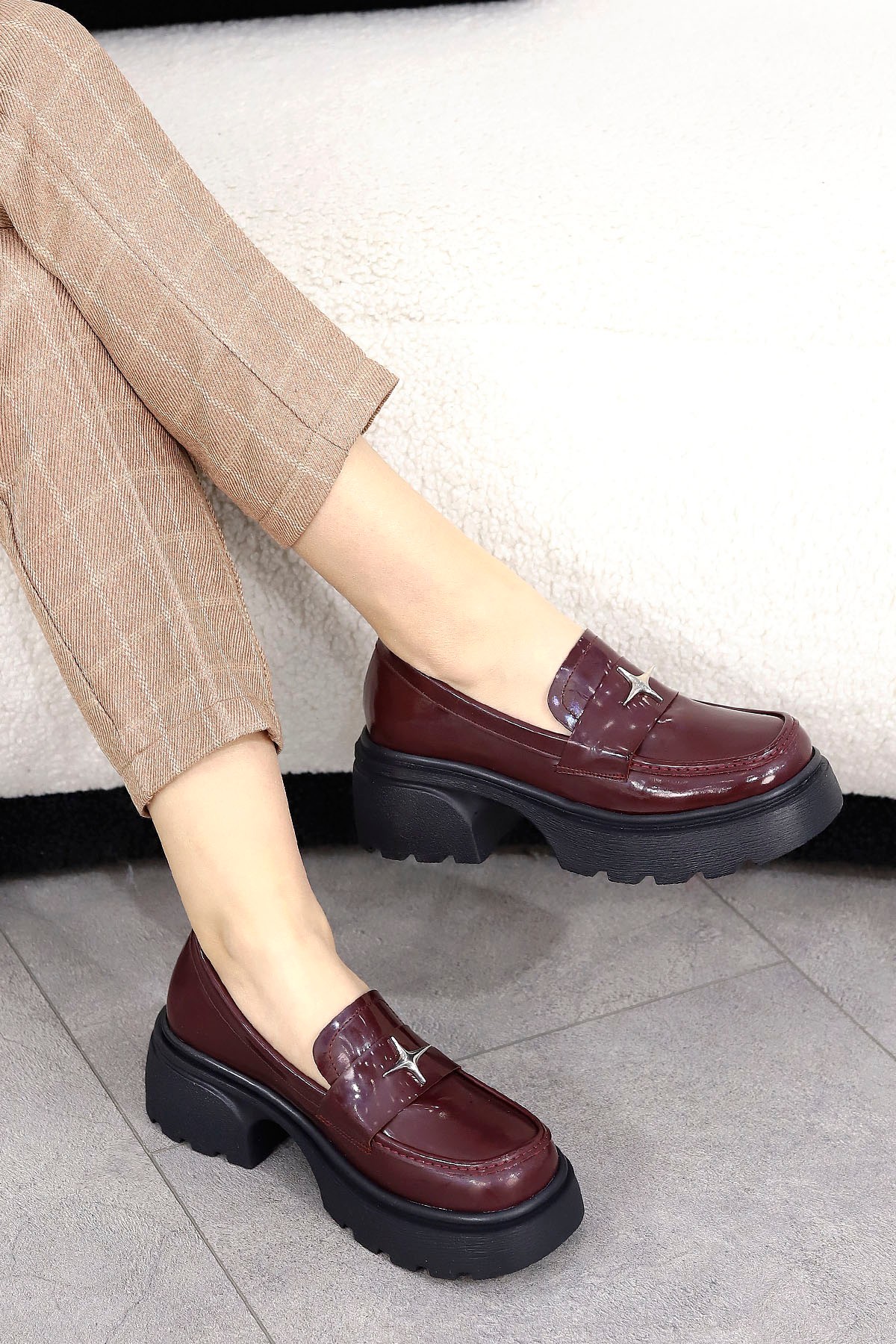 DVMD 304 Yıldız Detaylı Loafer