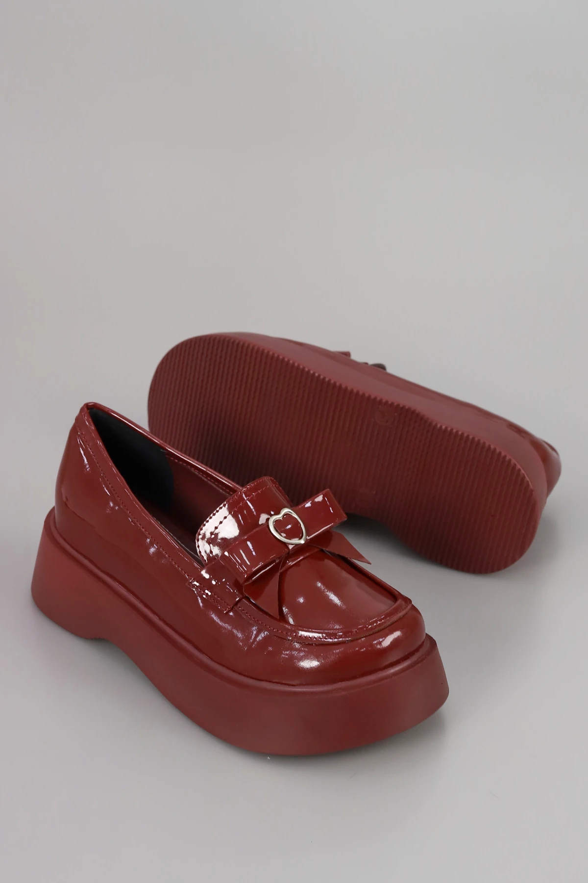 SMR 101 Kalp Toka Detay Kalın Taban Loafer