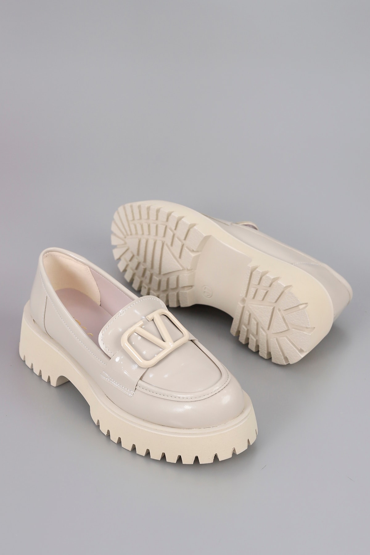 BYL 401 Yüksek Tabanlı Toka Detaylı Loafer