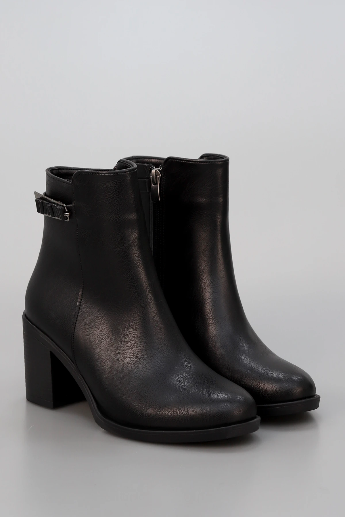 BLN SY410 Büzgülü Toka Detay Yüksek Tabanlı Kısa Bot - SİYAH DERİ