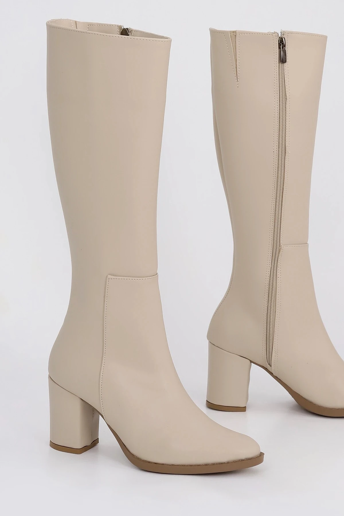 SLÇ 103 Fermuarlı Kalın Topuklu Çizme