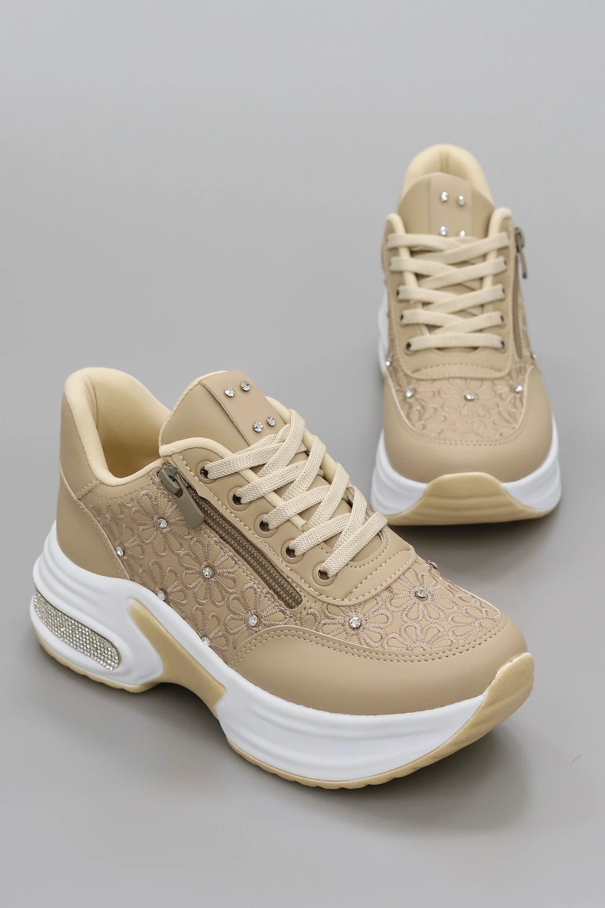 MDLN 492 Çiçek Motifli Taş Detaylı Yan Fermuarlı Spor Ayakkabı