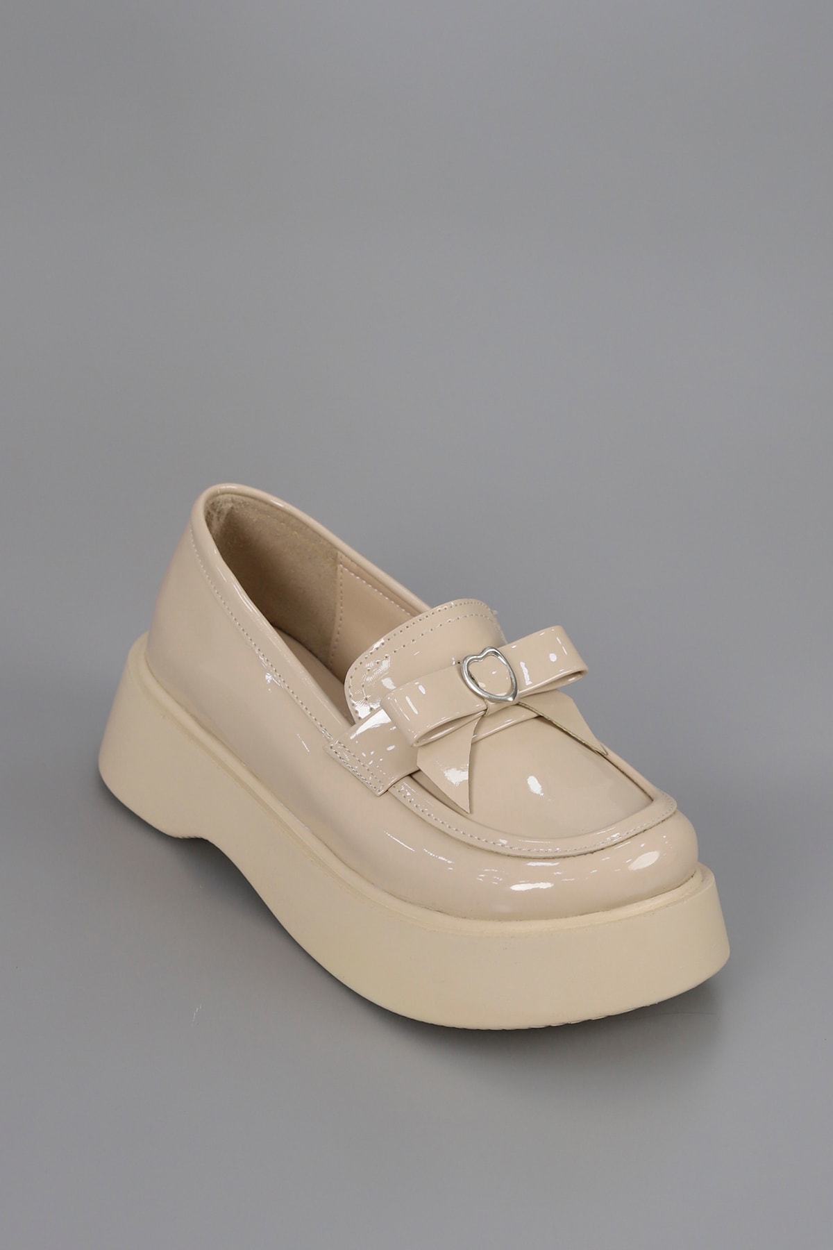 SMR 101 Kalp Toka Detay Kalın Taban Loafer