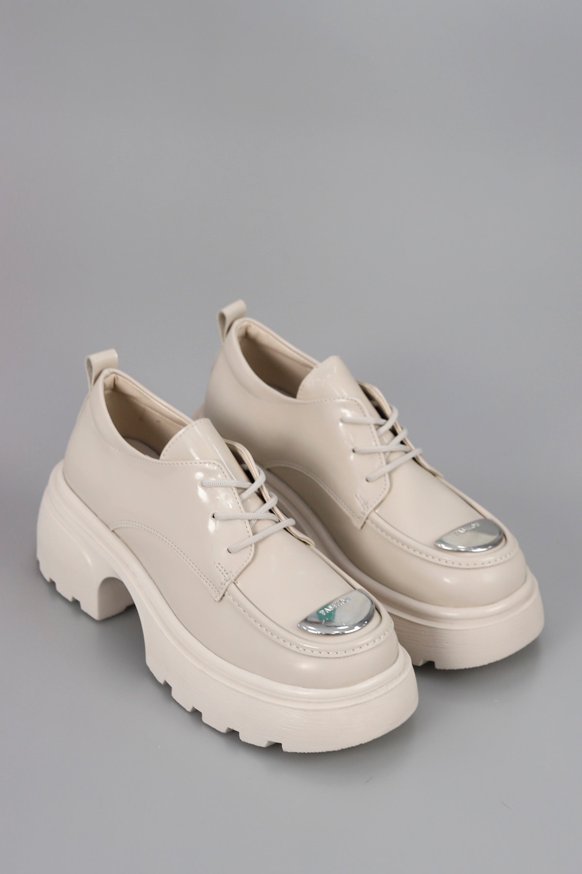 DVMD 2600 Metal Detaylı Yüksek Tabanlı Loafer - BEJ CİLT