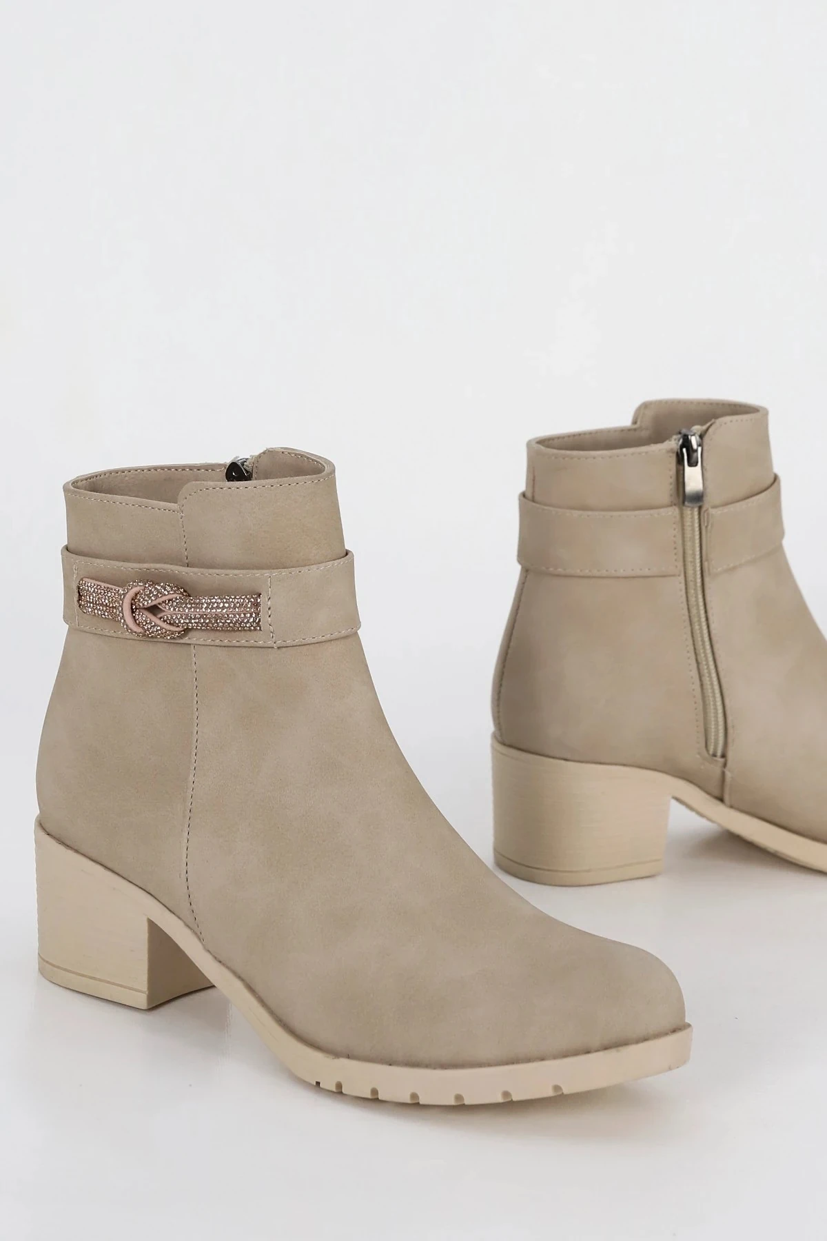 BLN 210 Yanı Taş Detaylı Bilekte Yarım Bot