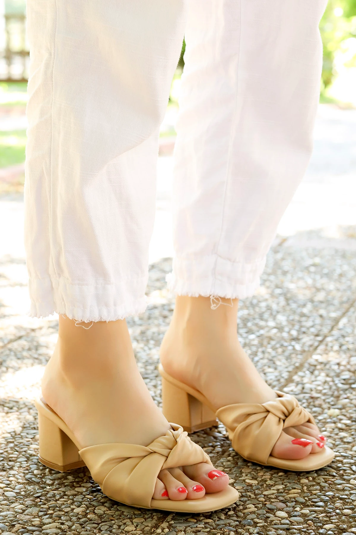 POİRAS Kalın Topuklu Sandalet