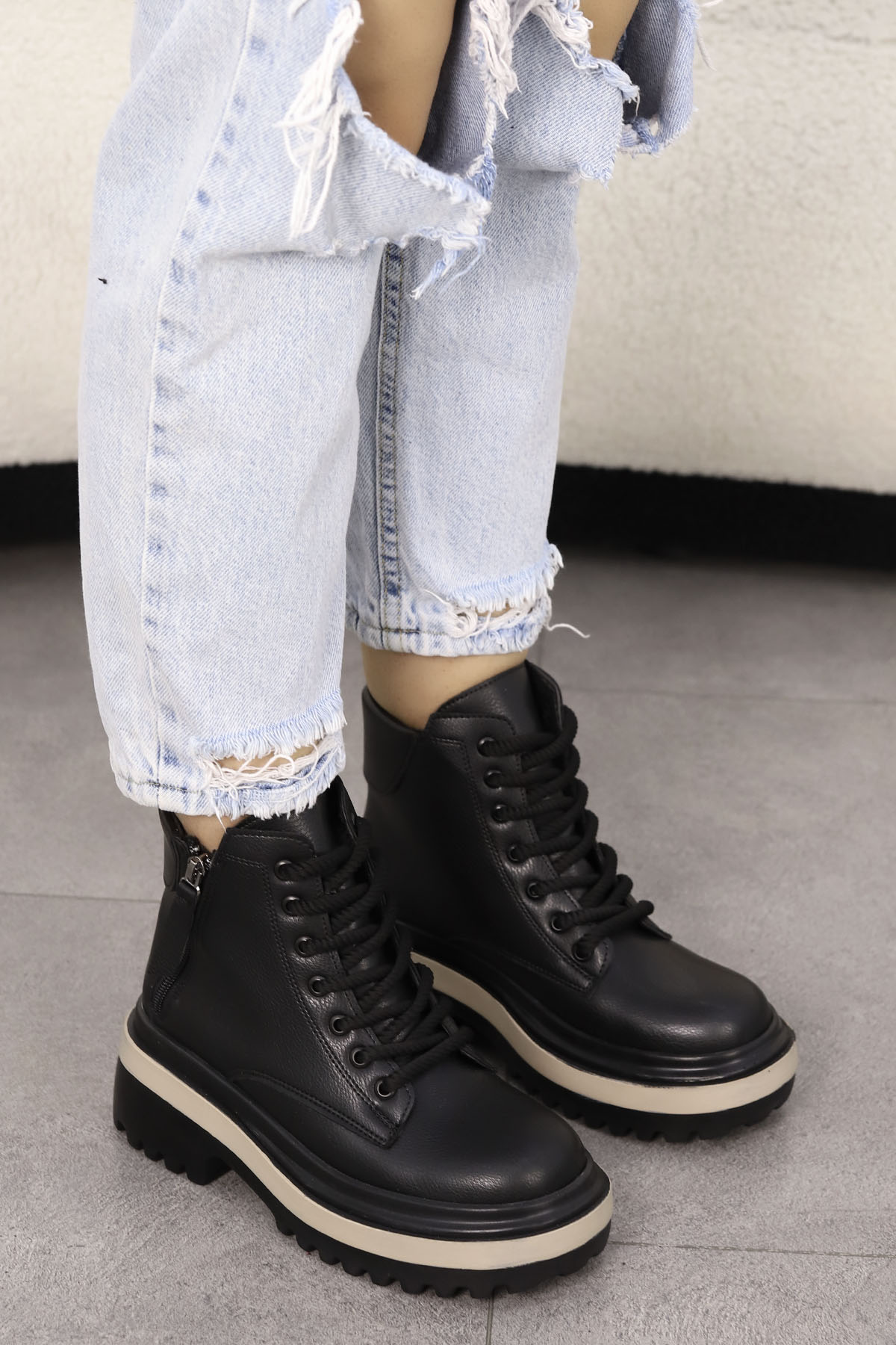 DVMD 102 Yüksek Tabanlı Fermuar Detaylı Bağcıklı Bot