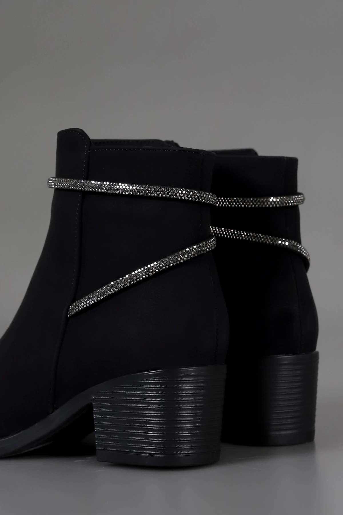 BLN NS200 Taş Şerit Detaylı Yarım Bot