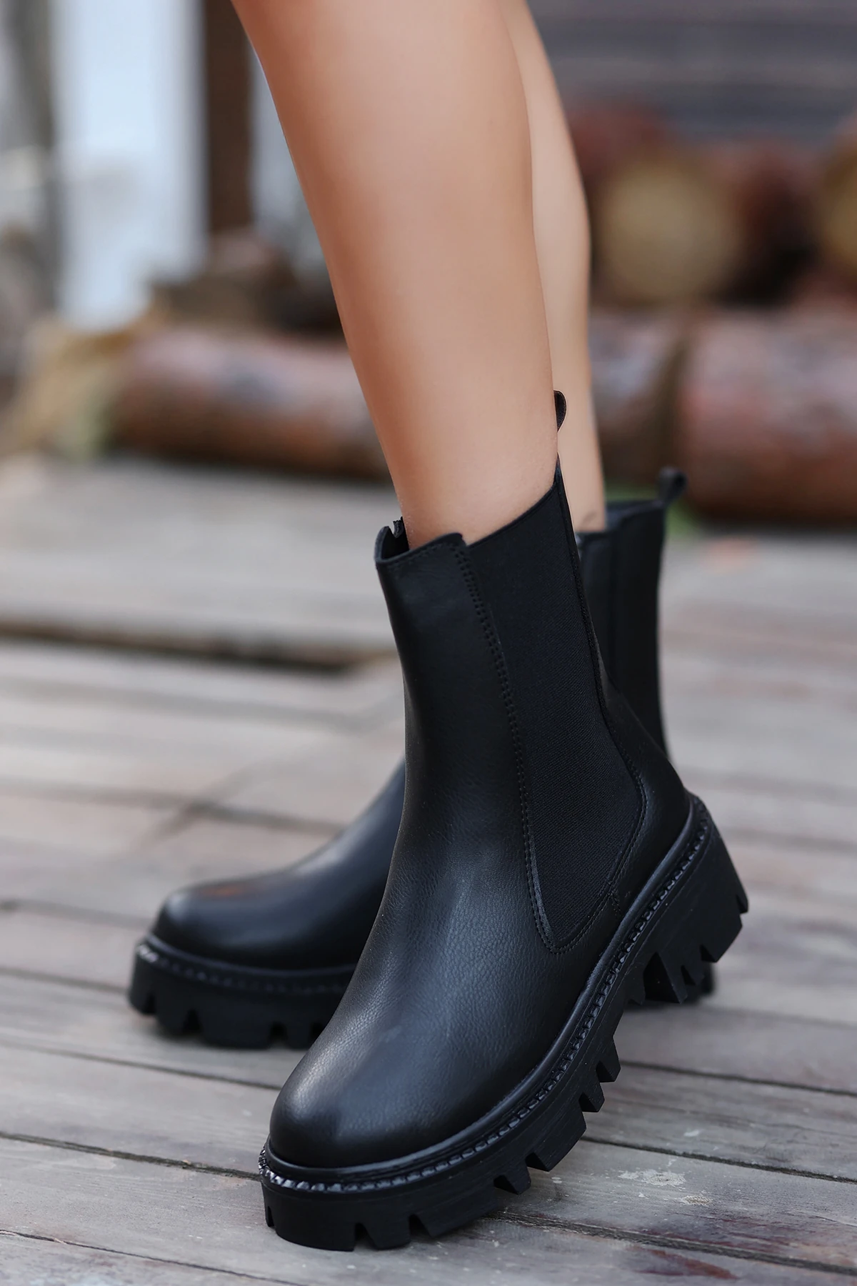 KAJAL 1001 Lastik Detaylı Bot