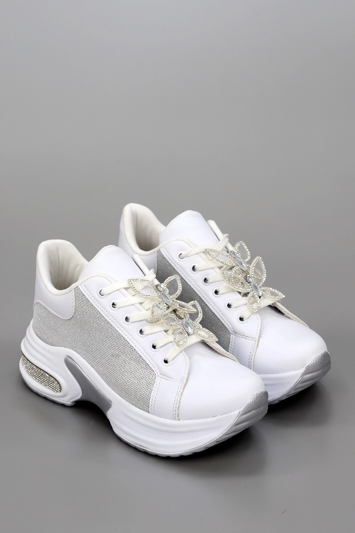 MDLN 493 Kelebek Toka Detaylı Bağcıklı Spor Ayakkabı - BEYAZ
