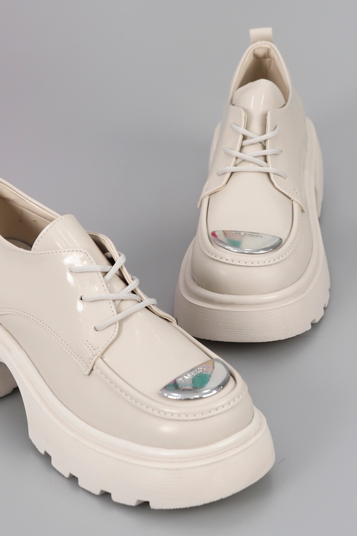 DVMD 2600 Metal Detaylı Yüksek Tabanlı Loafer