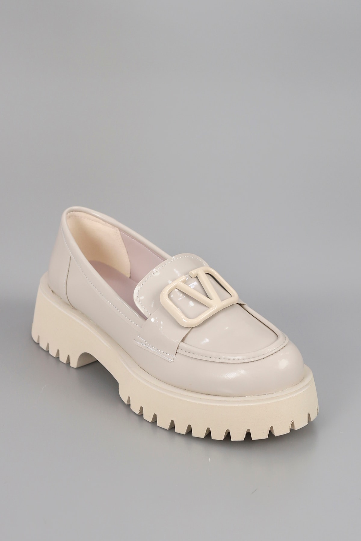 BYL 401 Yüksek Tabanlı Toka Detaylı Loafer