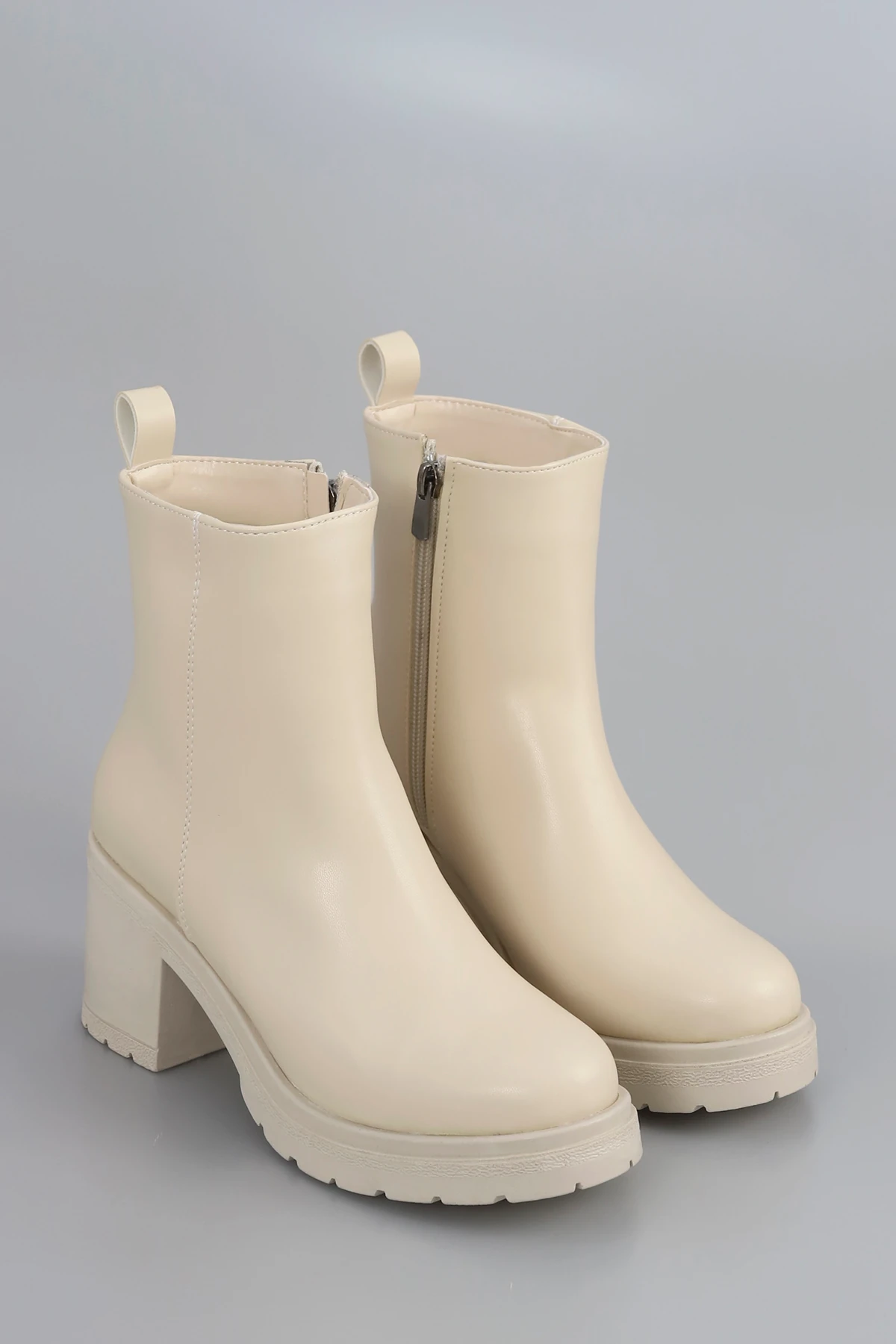 NVL 7510 Fermuarlı Kalın Topuklu Bot