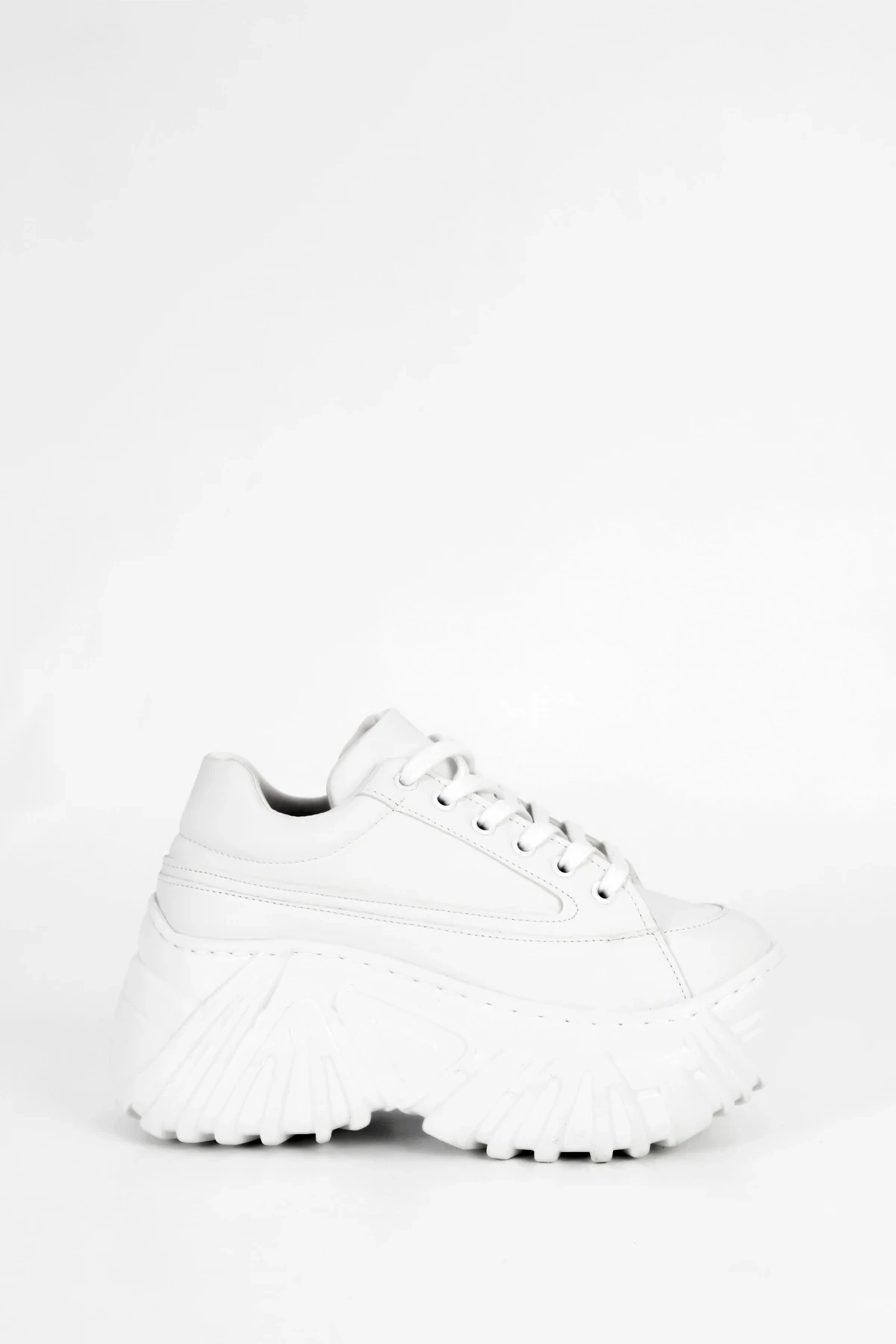 SP151 Yüksek Taban Bağcıklı Spor Ayakkabı