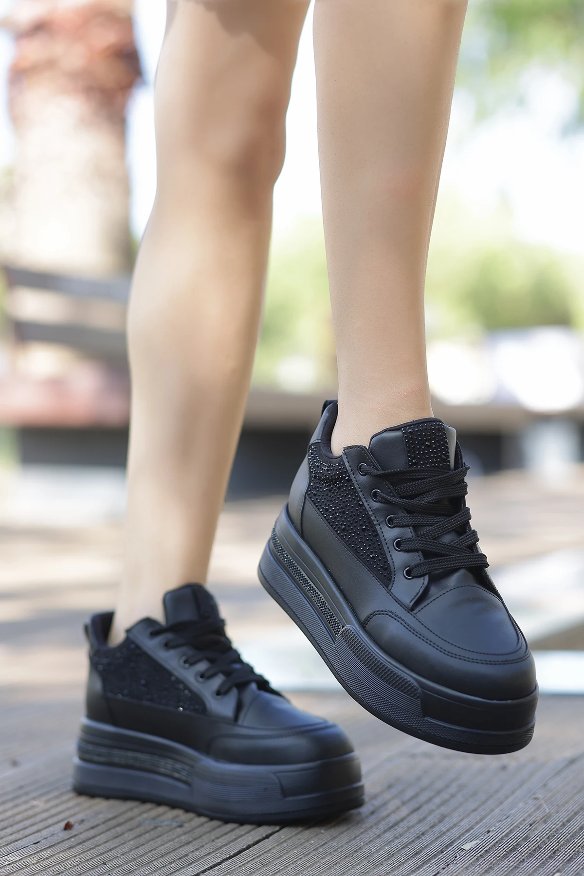 FRM 117 Taş Detaylı Spor Ayakkabı - SİYAH