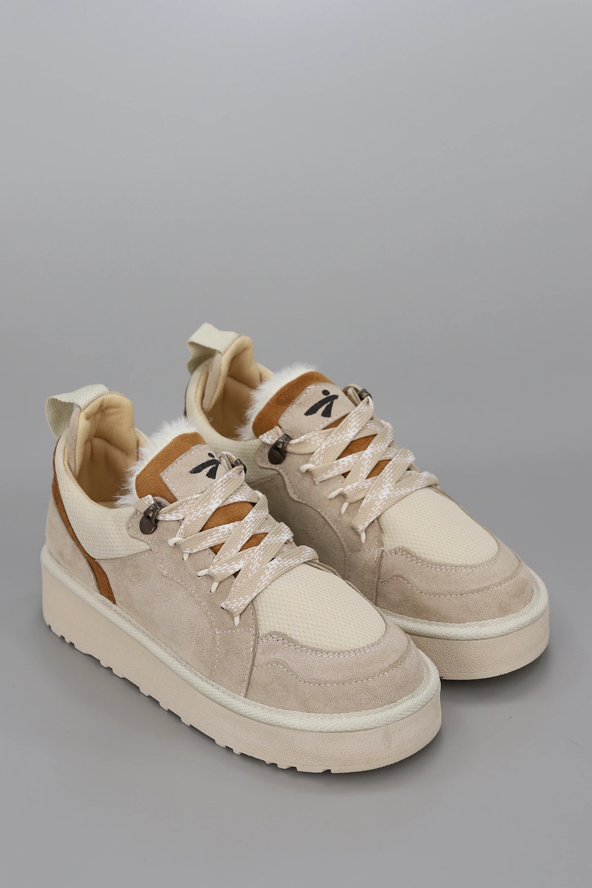 DZY 444 Kalın Taban Kürklü Ayakkabı - BEJ SÜET