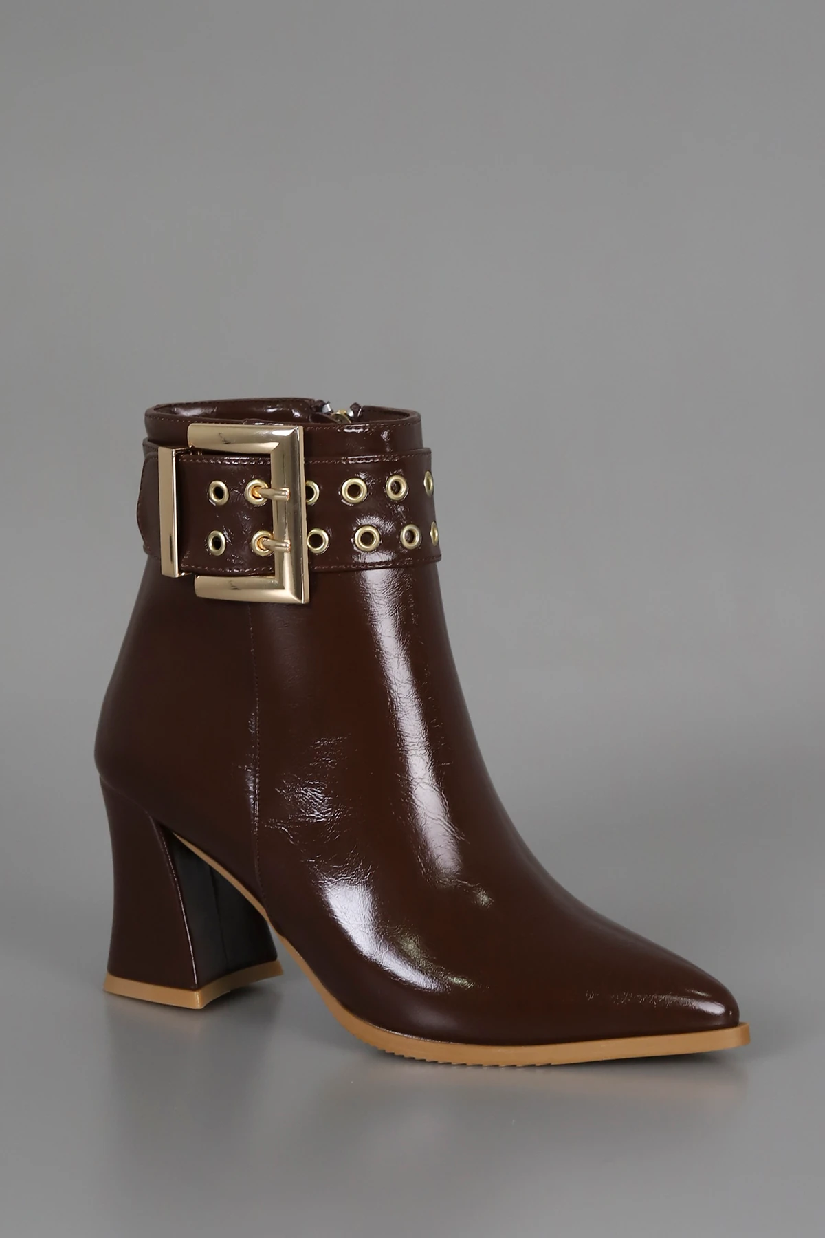 EGD 210 Yandan Kemer Toka Detaylı Yüksek Topuklu Bot