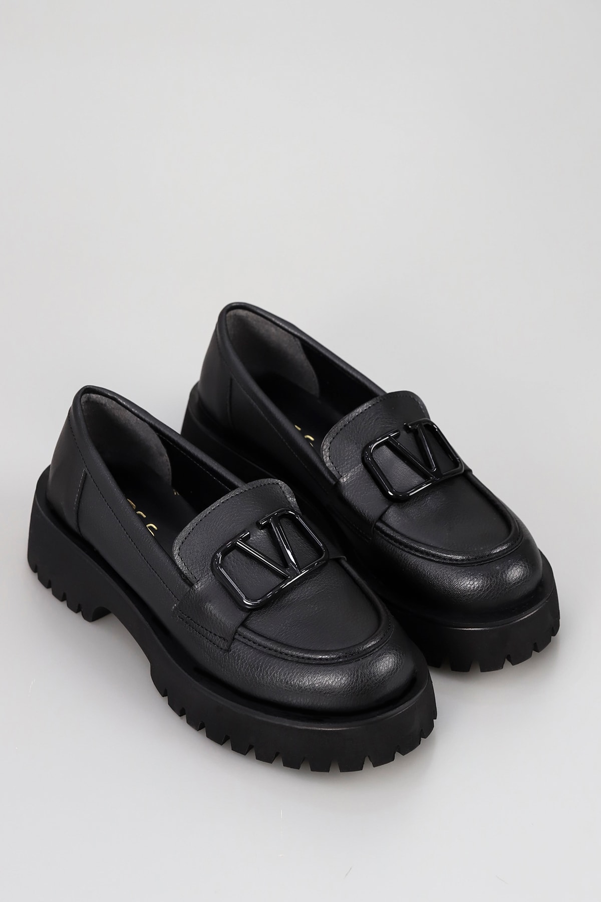 BYL 401 Yüksek Tabanlı Toka Detaylı Loafer - SİYAH CİLT