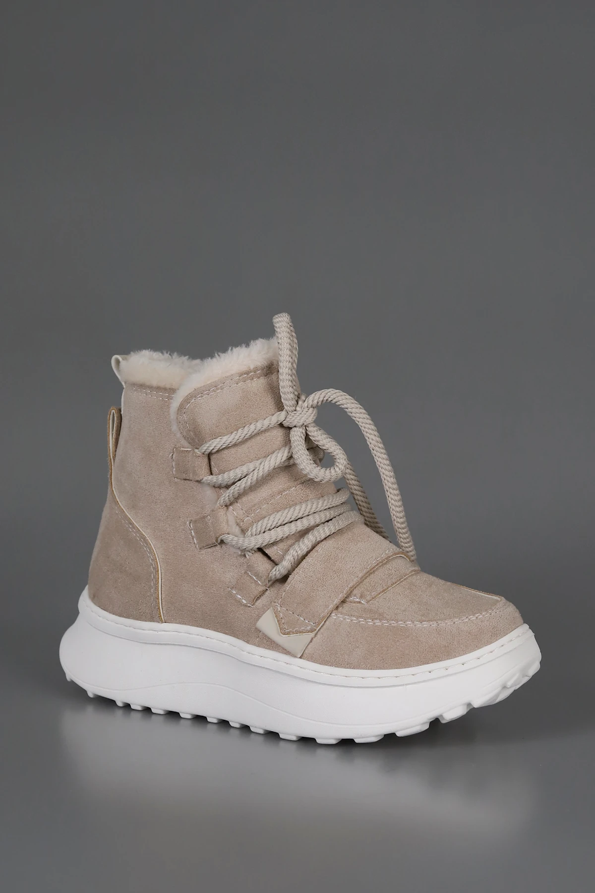 BTD02 Halat İp Detaylı Kürklü Bot