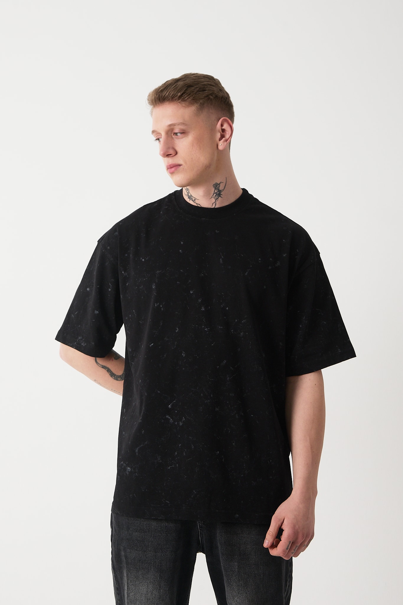 PREMIUM YIKAMALI BASIC T-SHIRT - Black