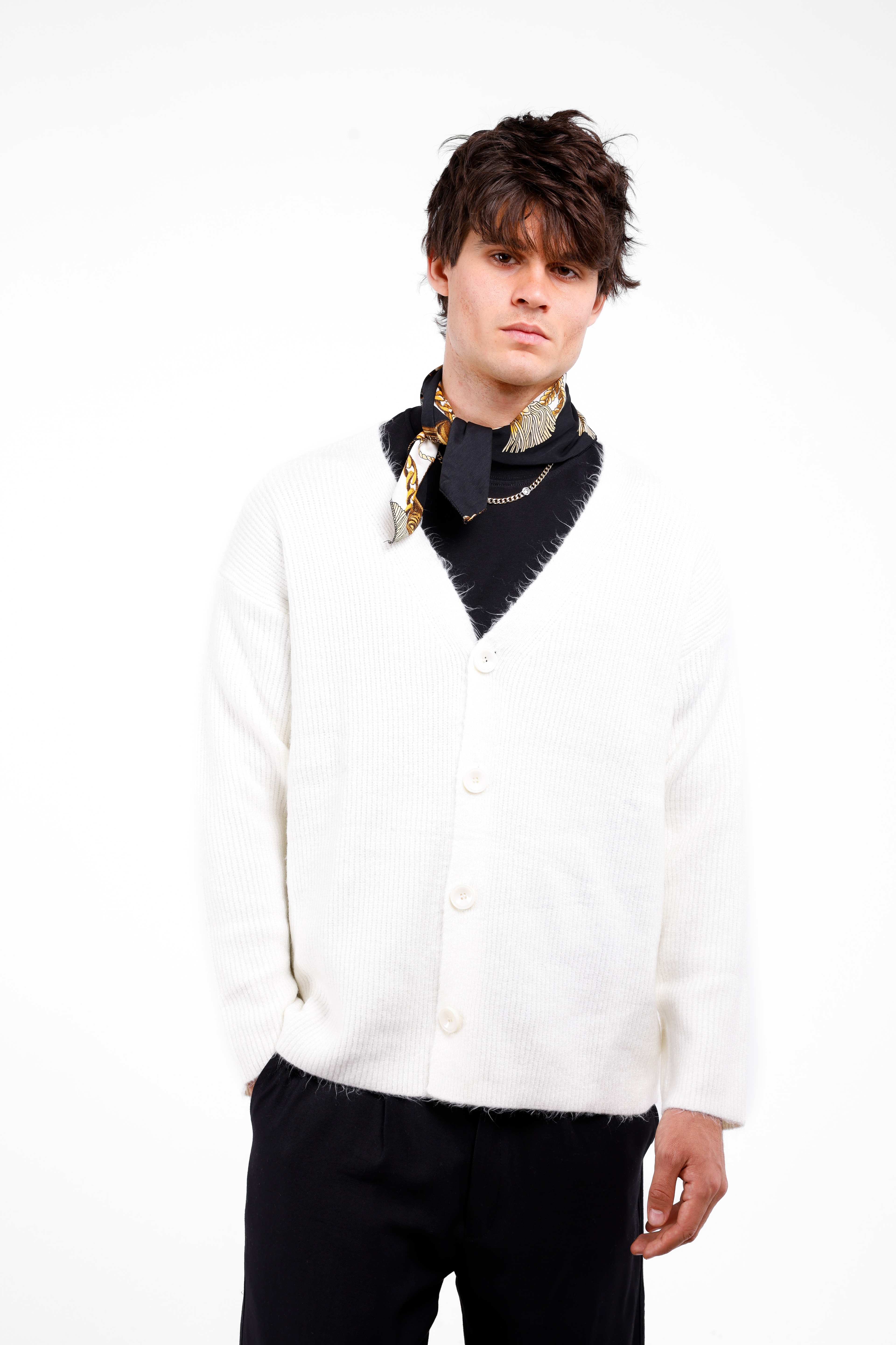 OVERSIZE TÜYLÜ TRİKO HIRKA - EKRU