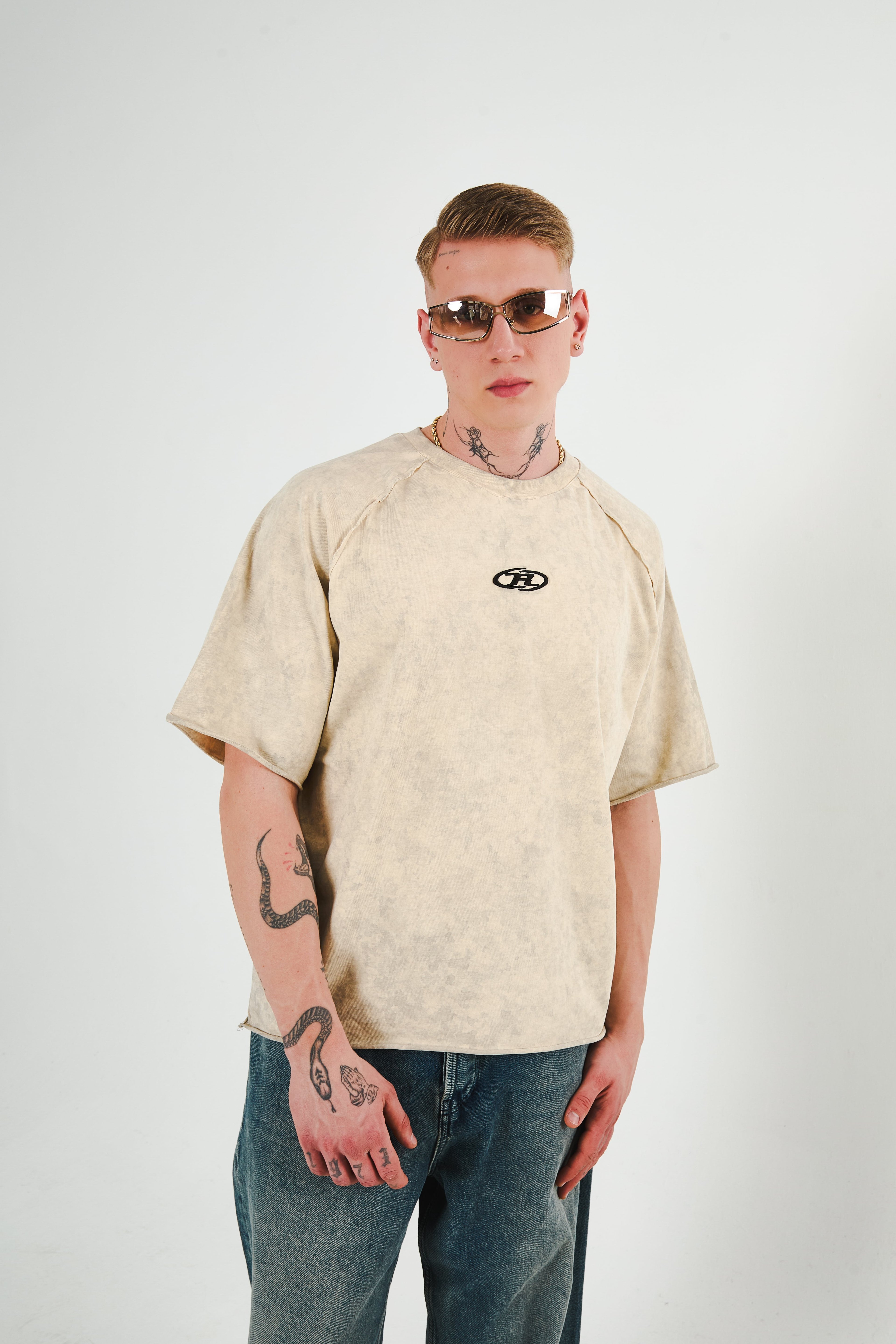 R LOGO YIKAMALI T-SHIRT