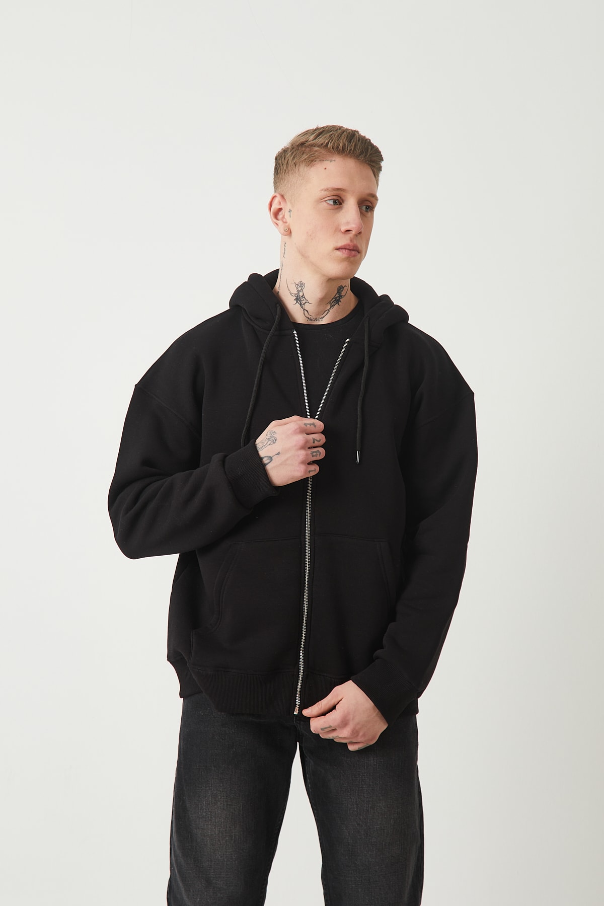 FERMUARLI KAPÜŞONLU SWEATSHIRT - SIYAH