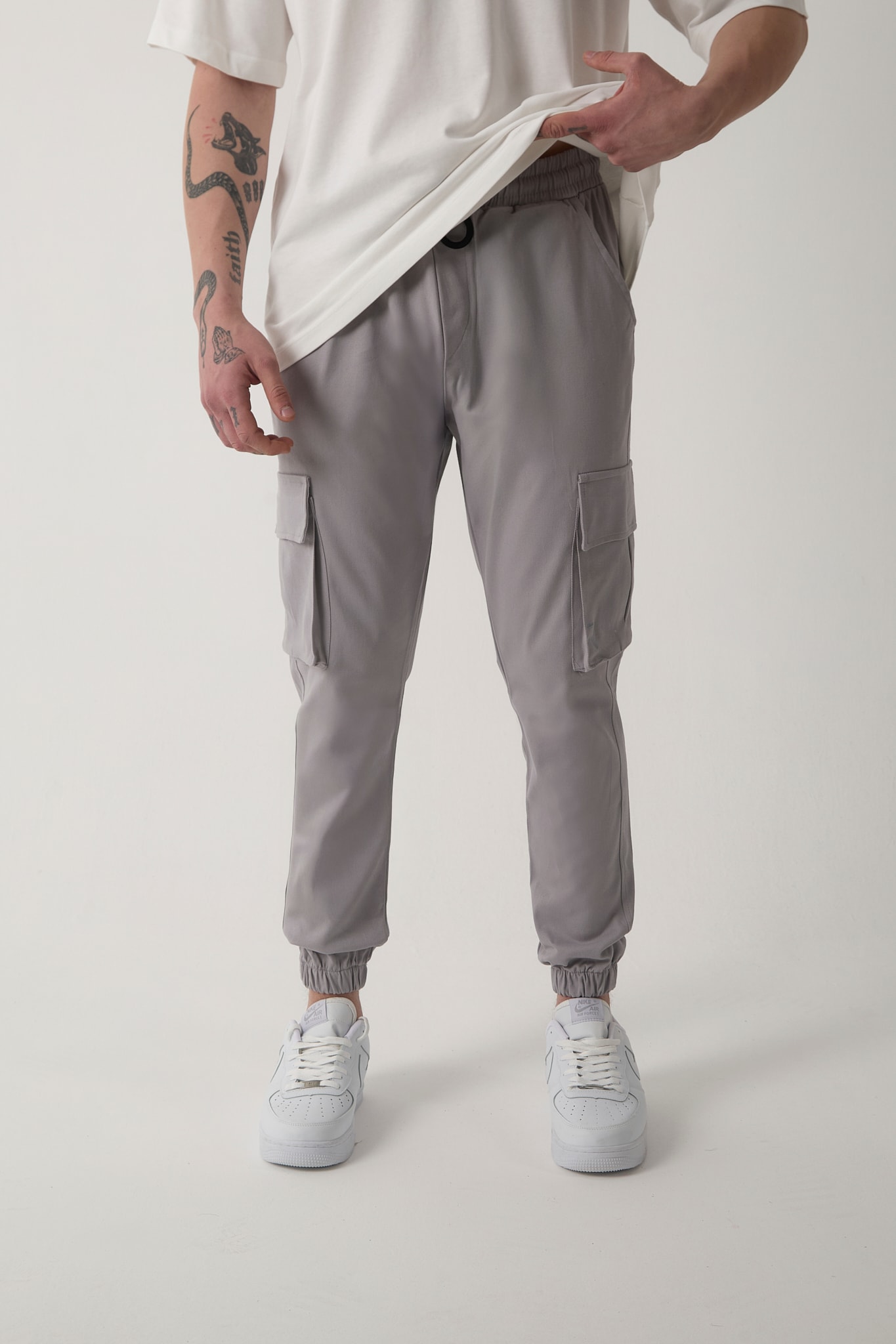 R NAKIŞLI GABARDİN PANTOLON - Gray