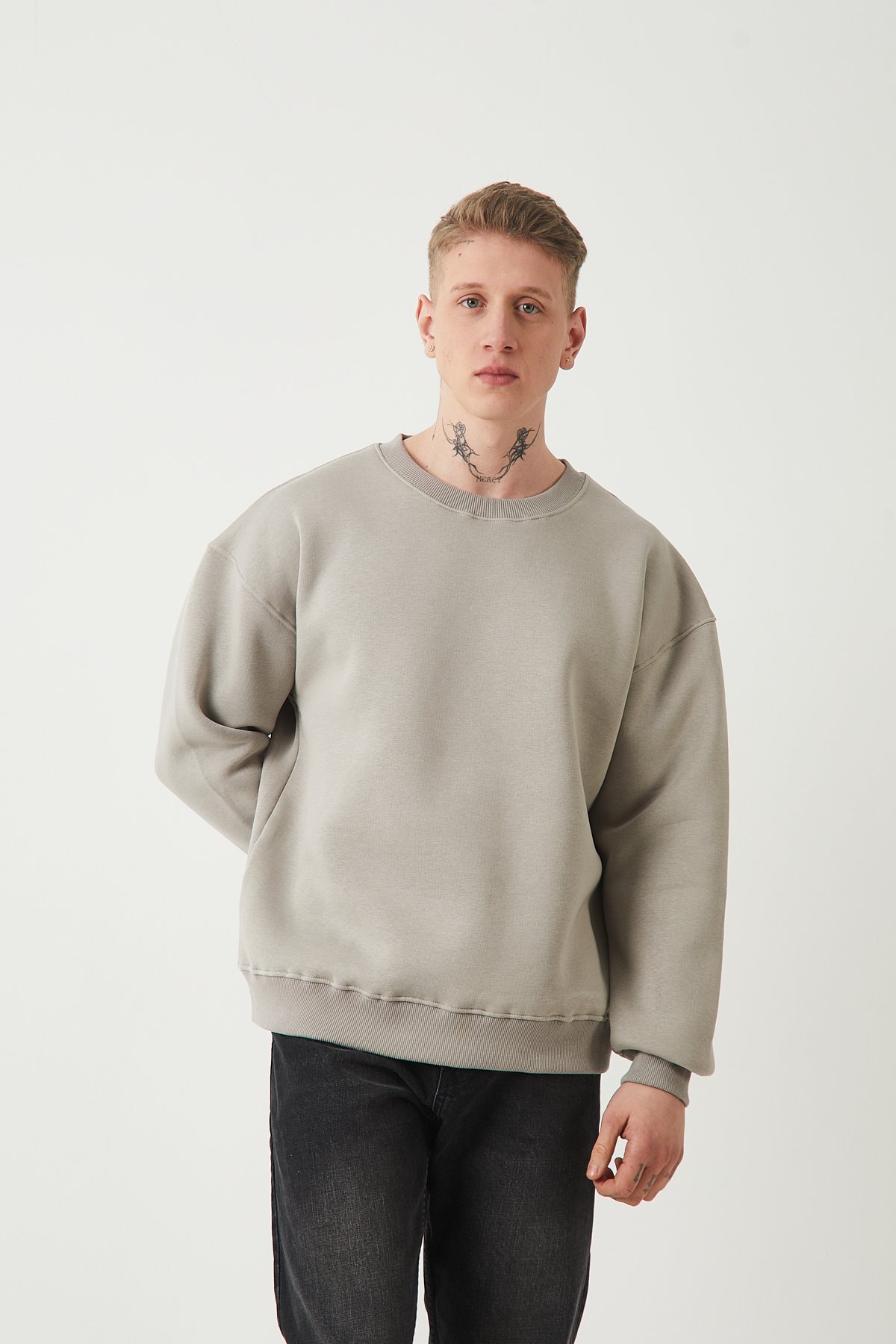 ŞARDONLU OVERSIZE SWEATSHIRT