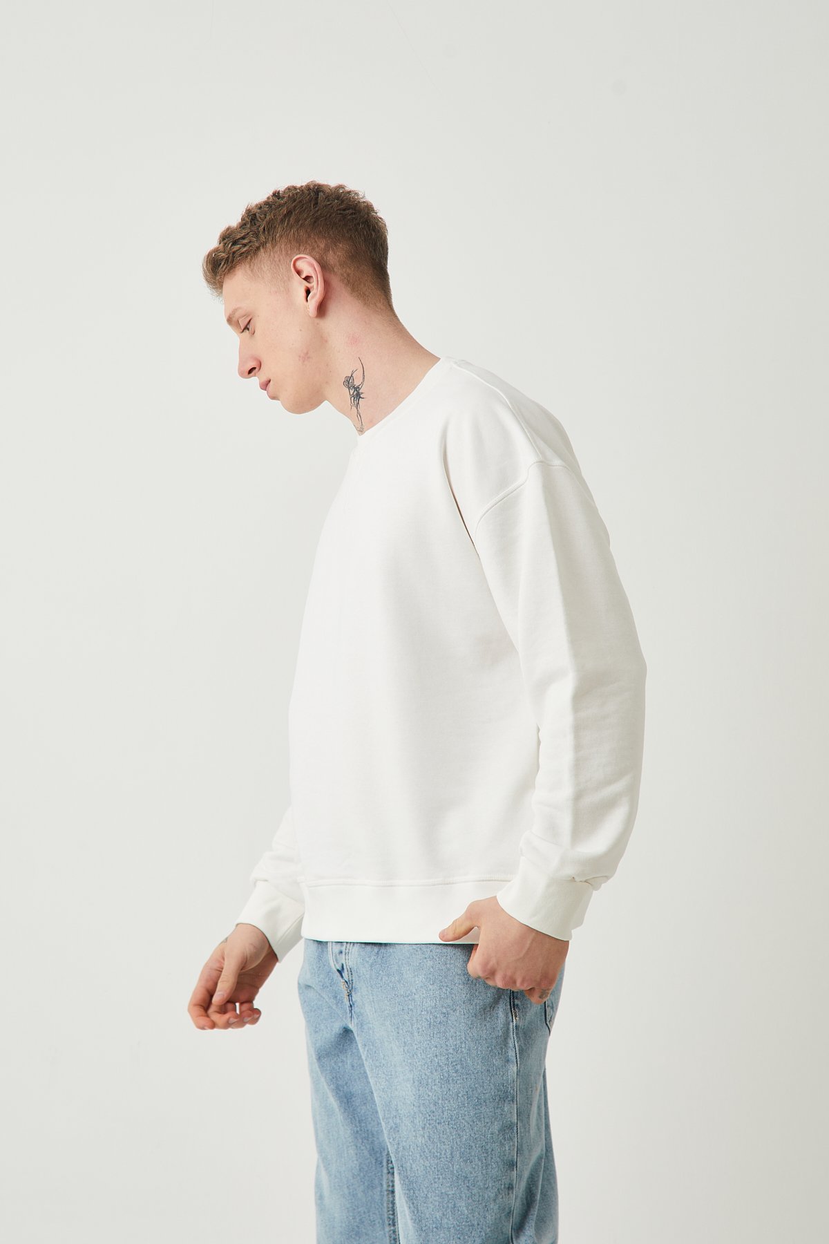 OVERSIZE DIAGONEL SWEATSHIRT