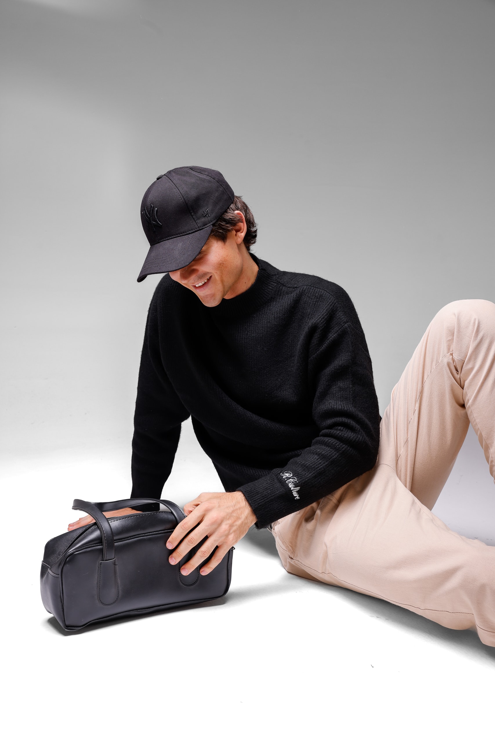 YARIM BALIKÇI KOL DETAY OVERSIZE KAZAK - Black