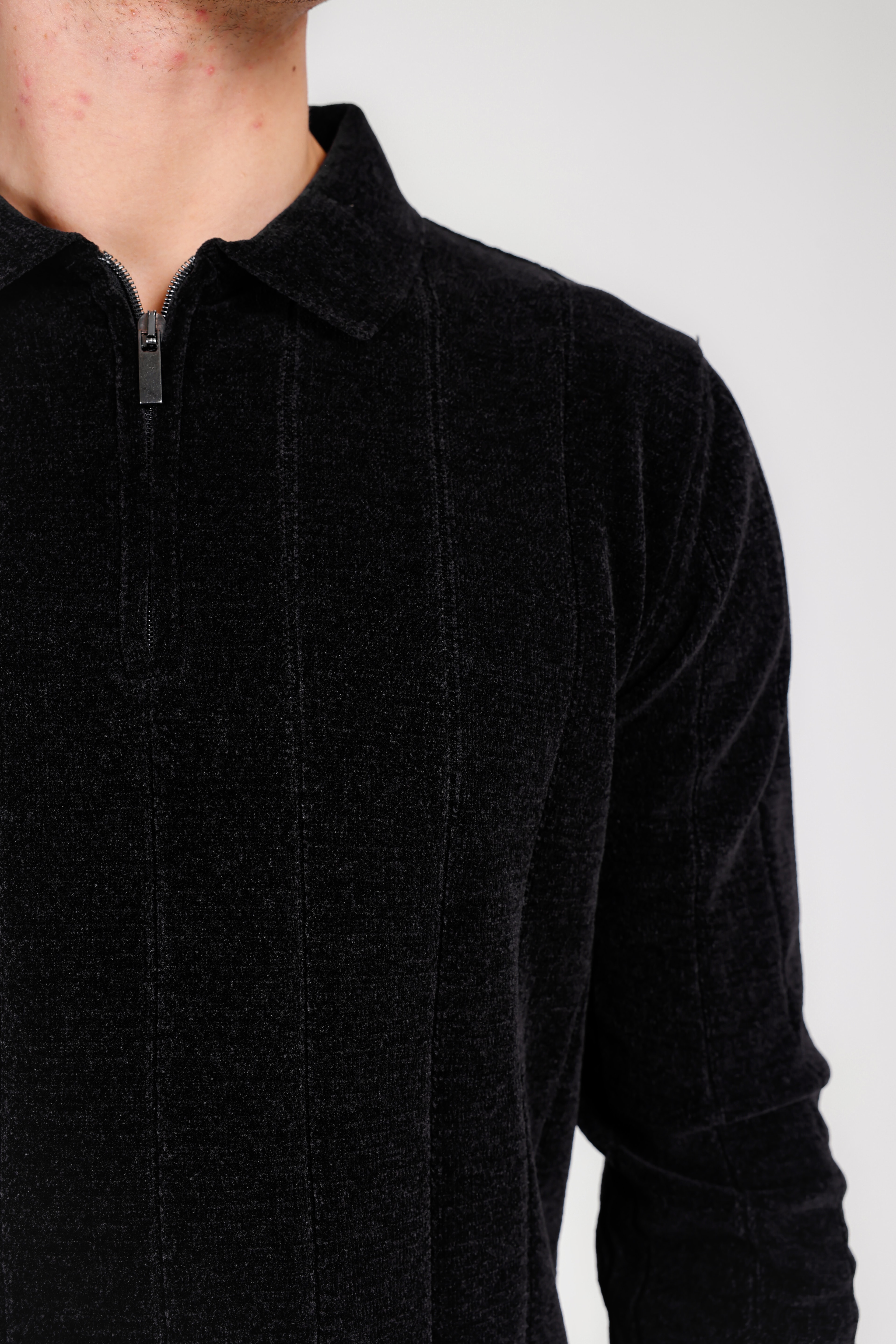 ŞÖNİL POLO YAKA NAKIŞLI KAZAK - Black
