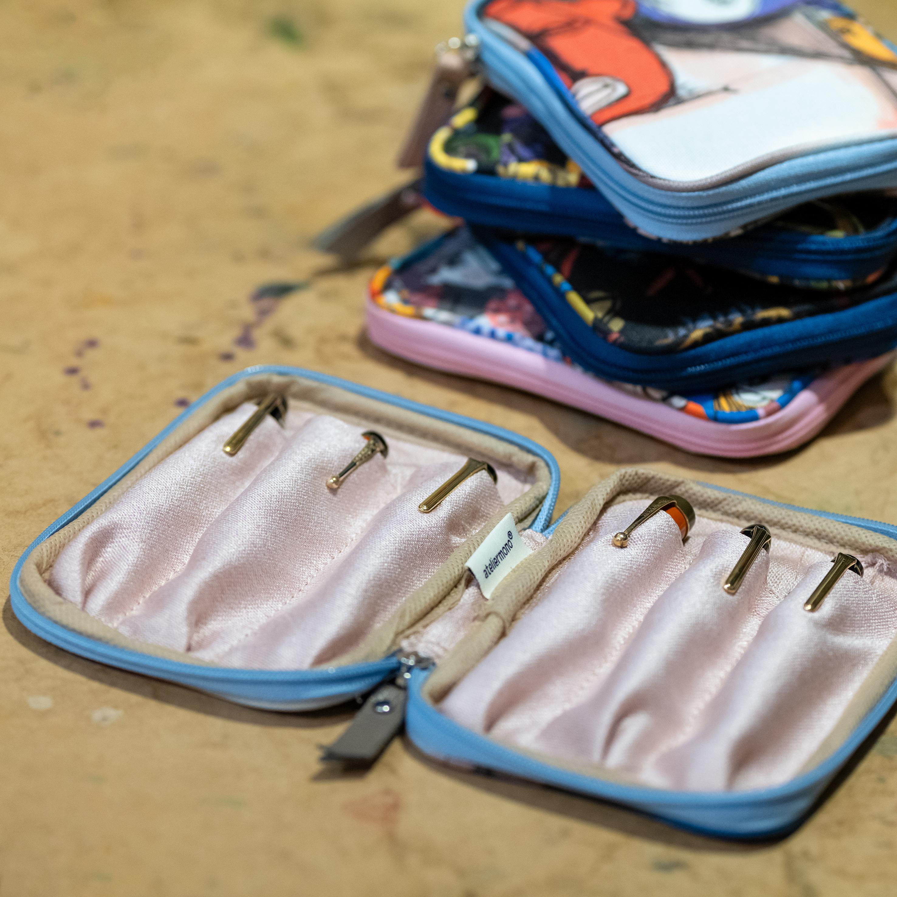 Big Fountaine Pencase 24