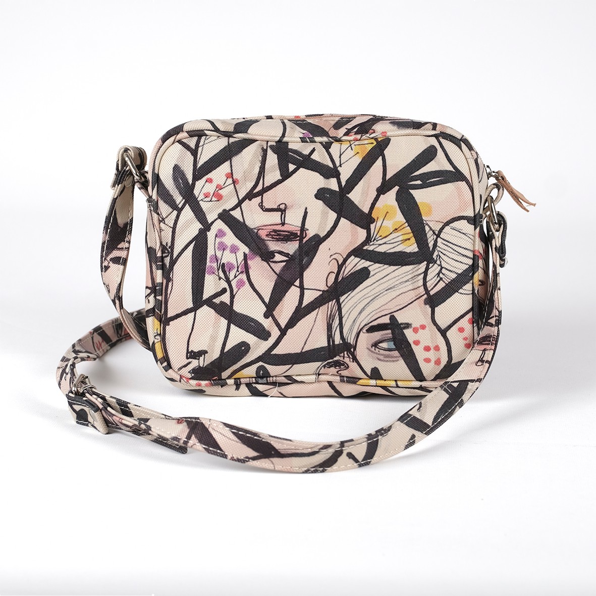 Tiny bag 06