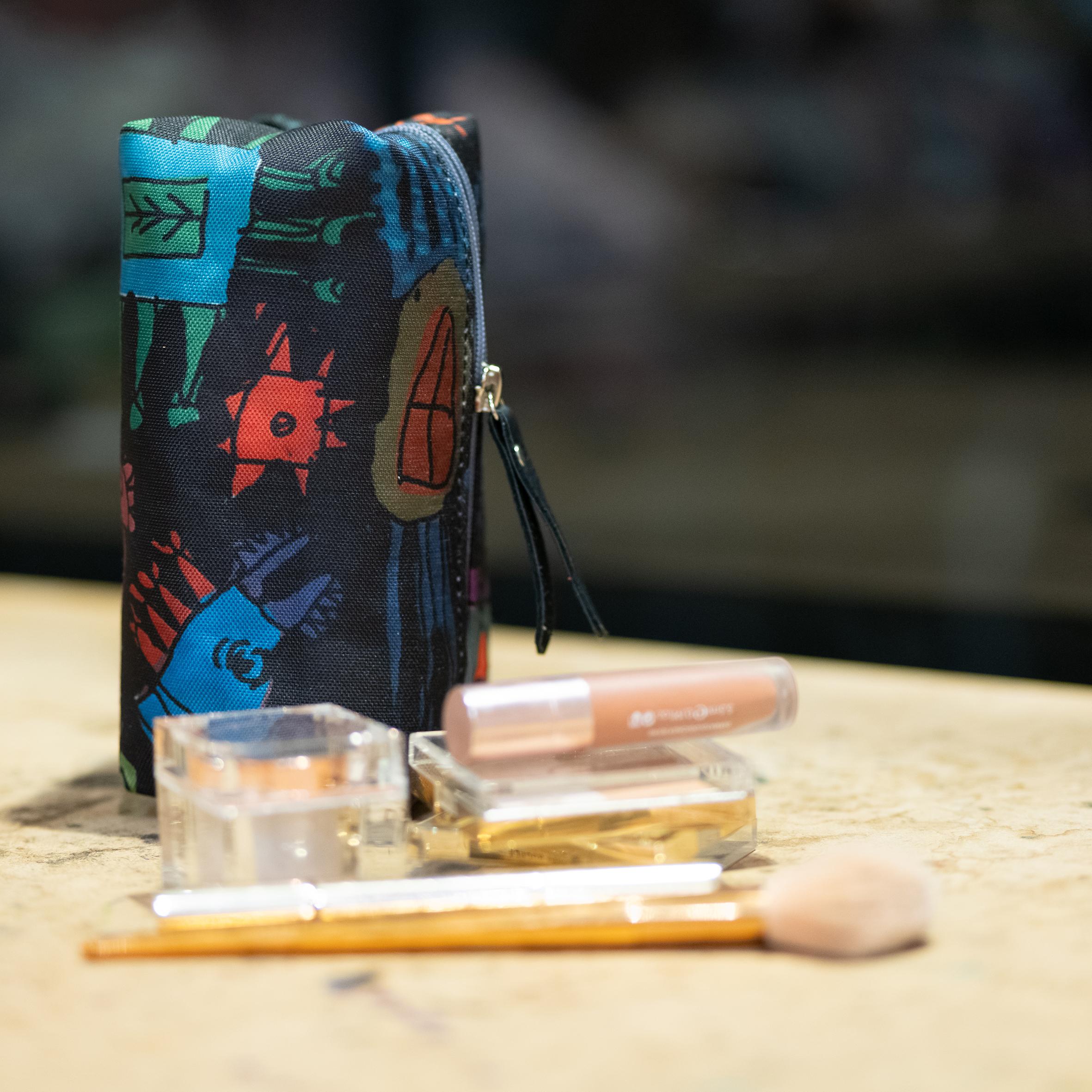 make-up bag11