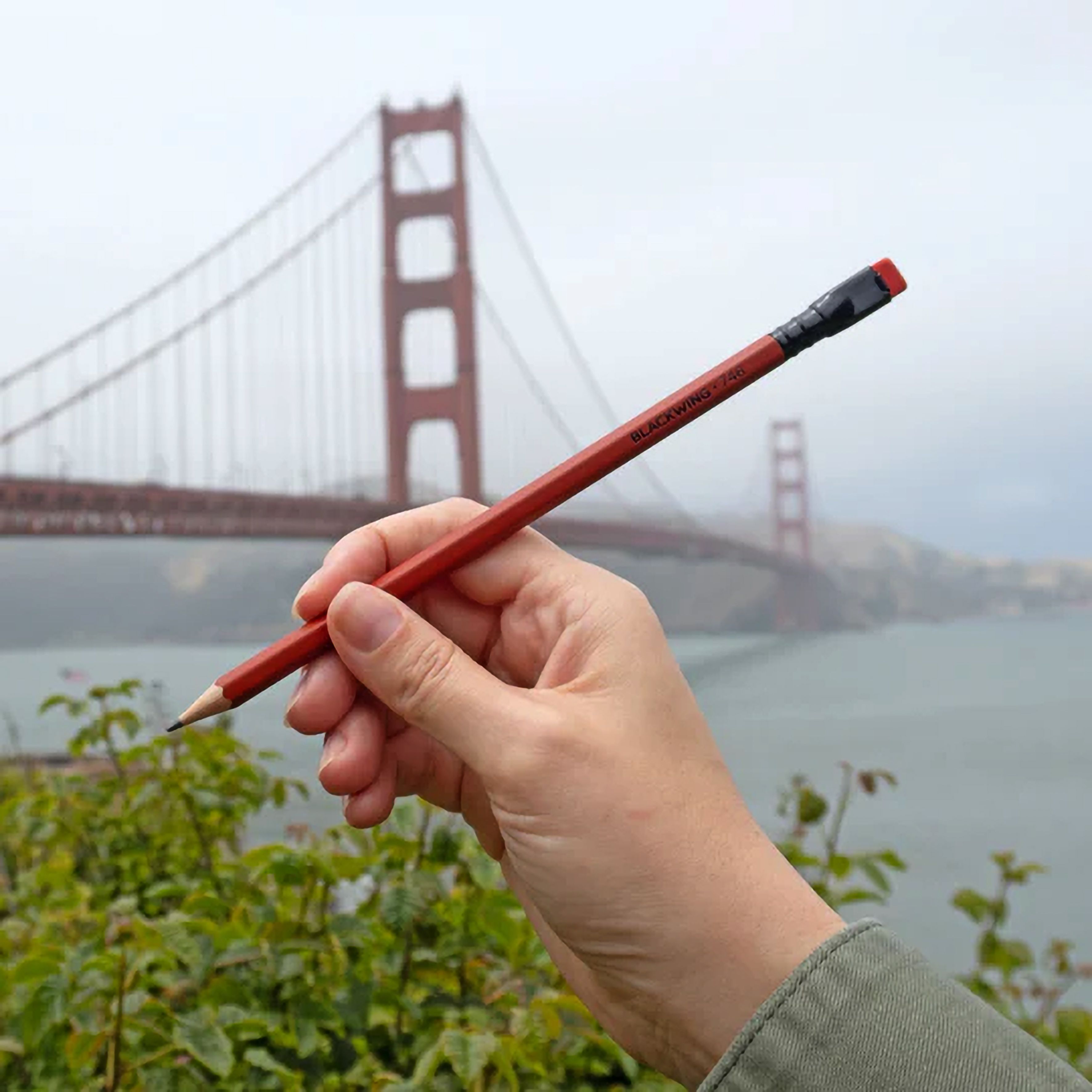 Blackwing  Volume  746