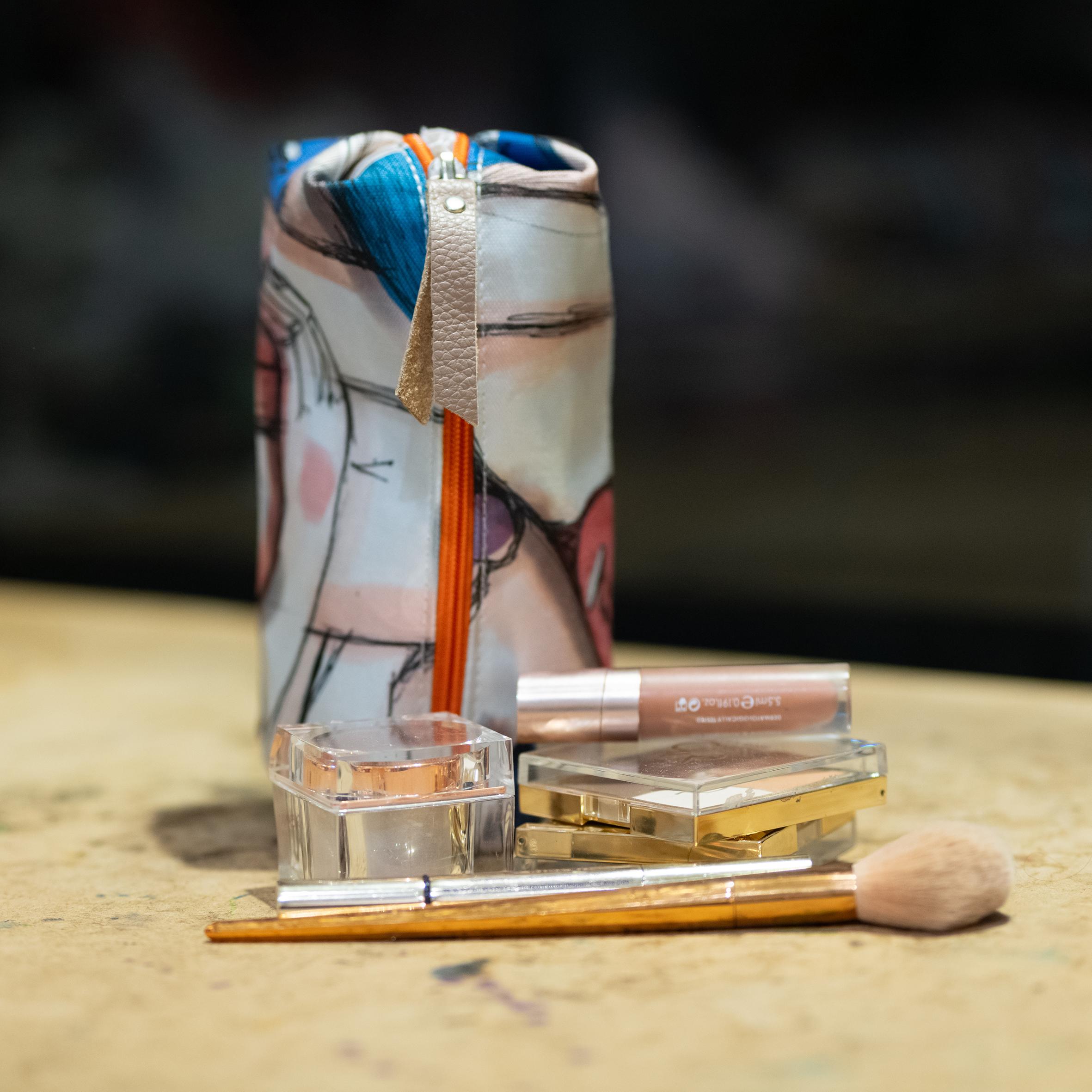 make-up bag10