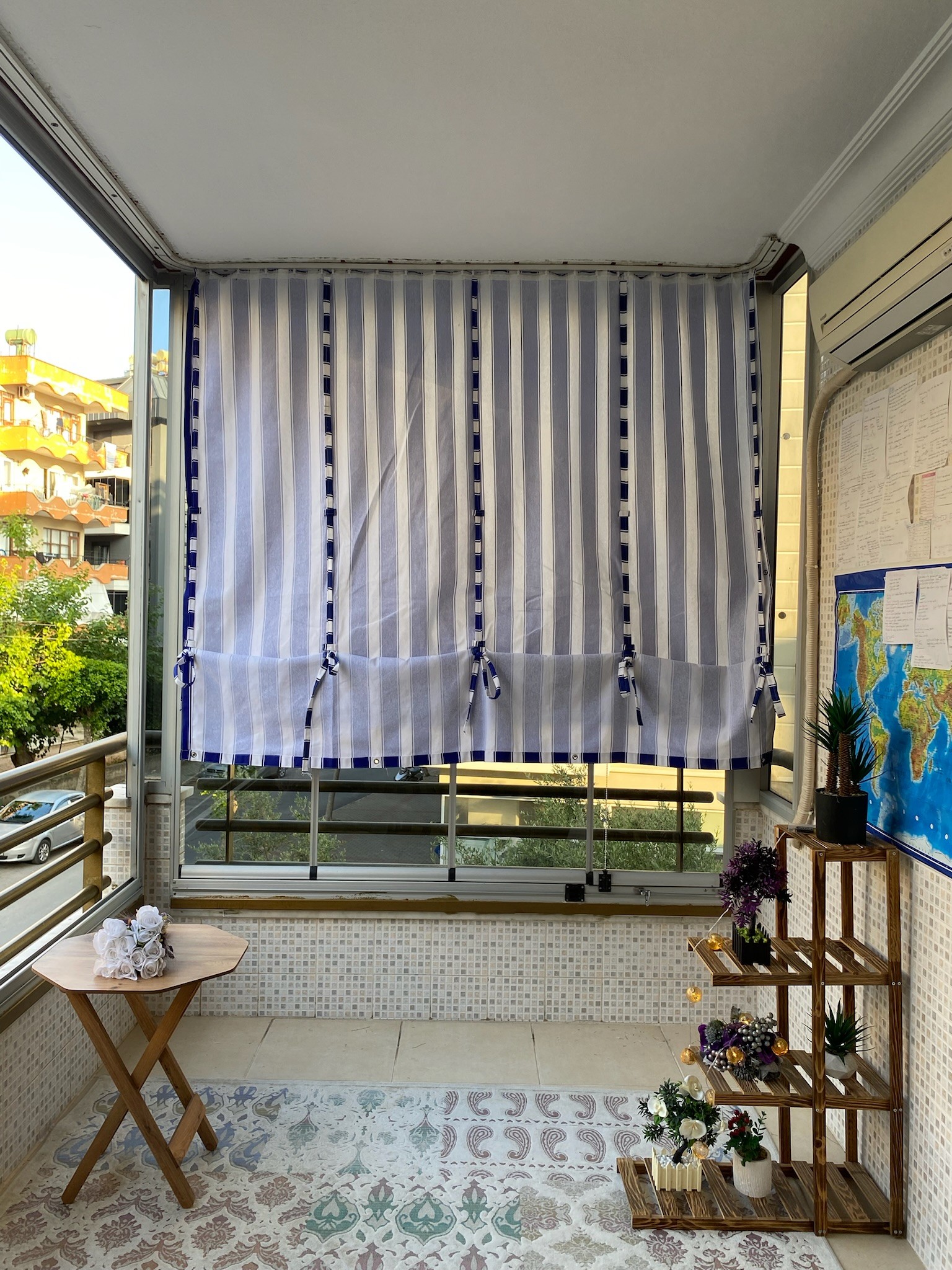 İple Çekişli Balkon Perdesi