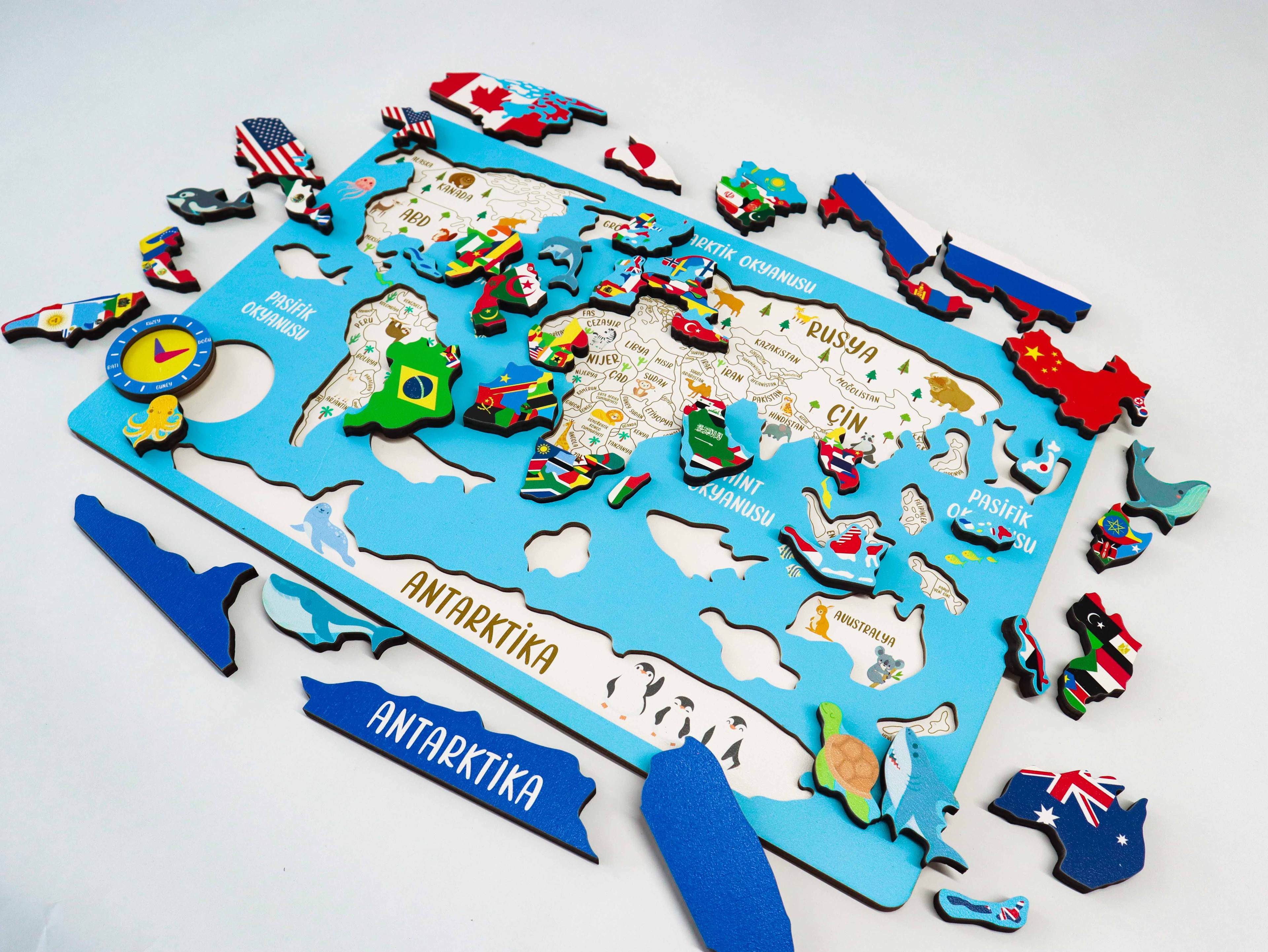 Dünya Haritası Bayraklı Puzzle