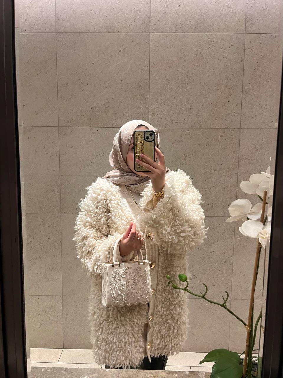 Saçaklı Hırka - Krem