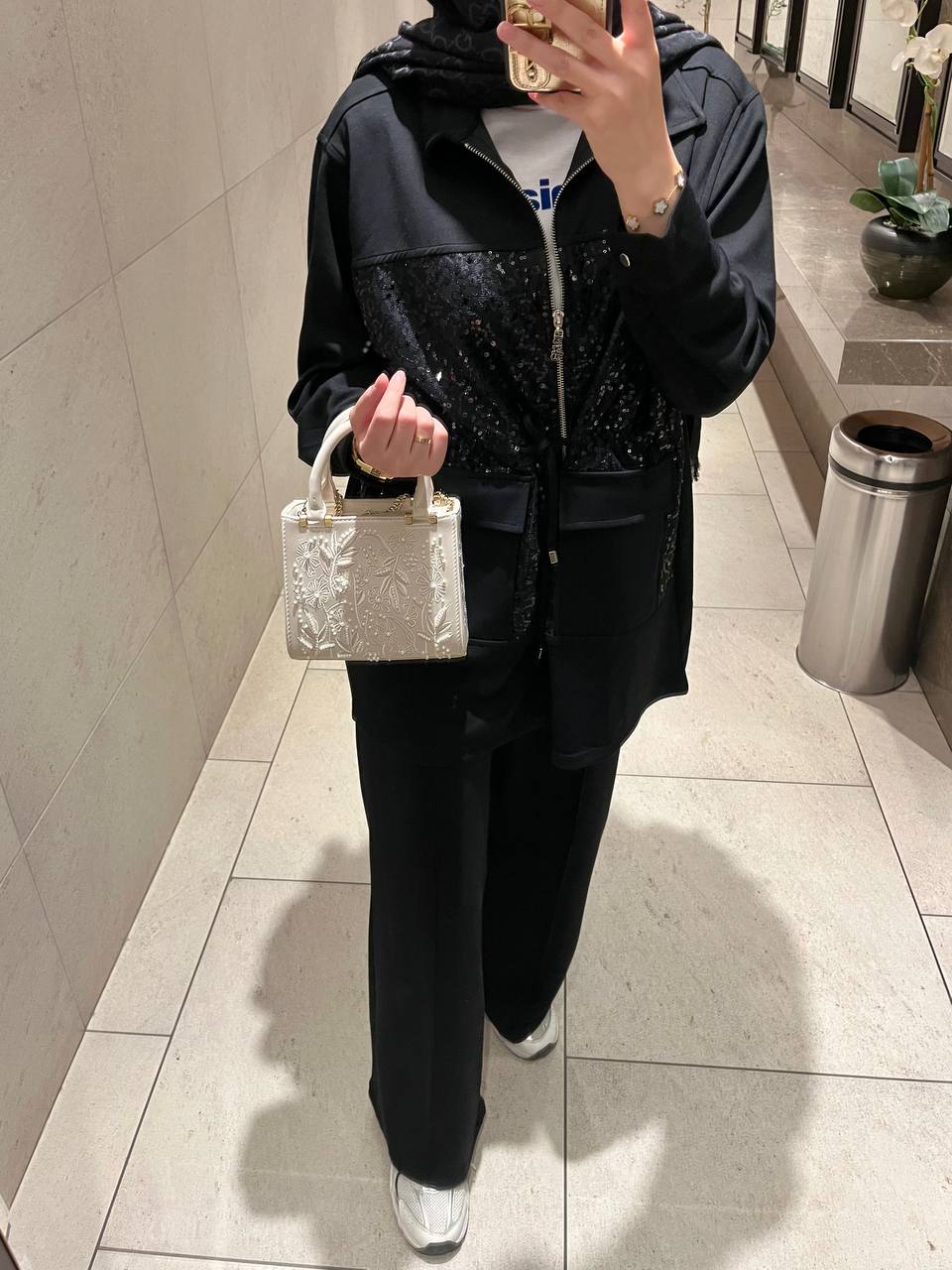 Payet Garni Detaylı Siyah Takım