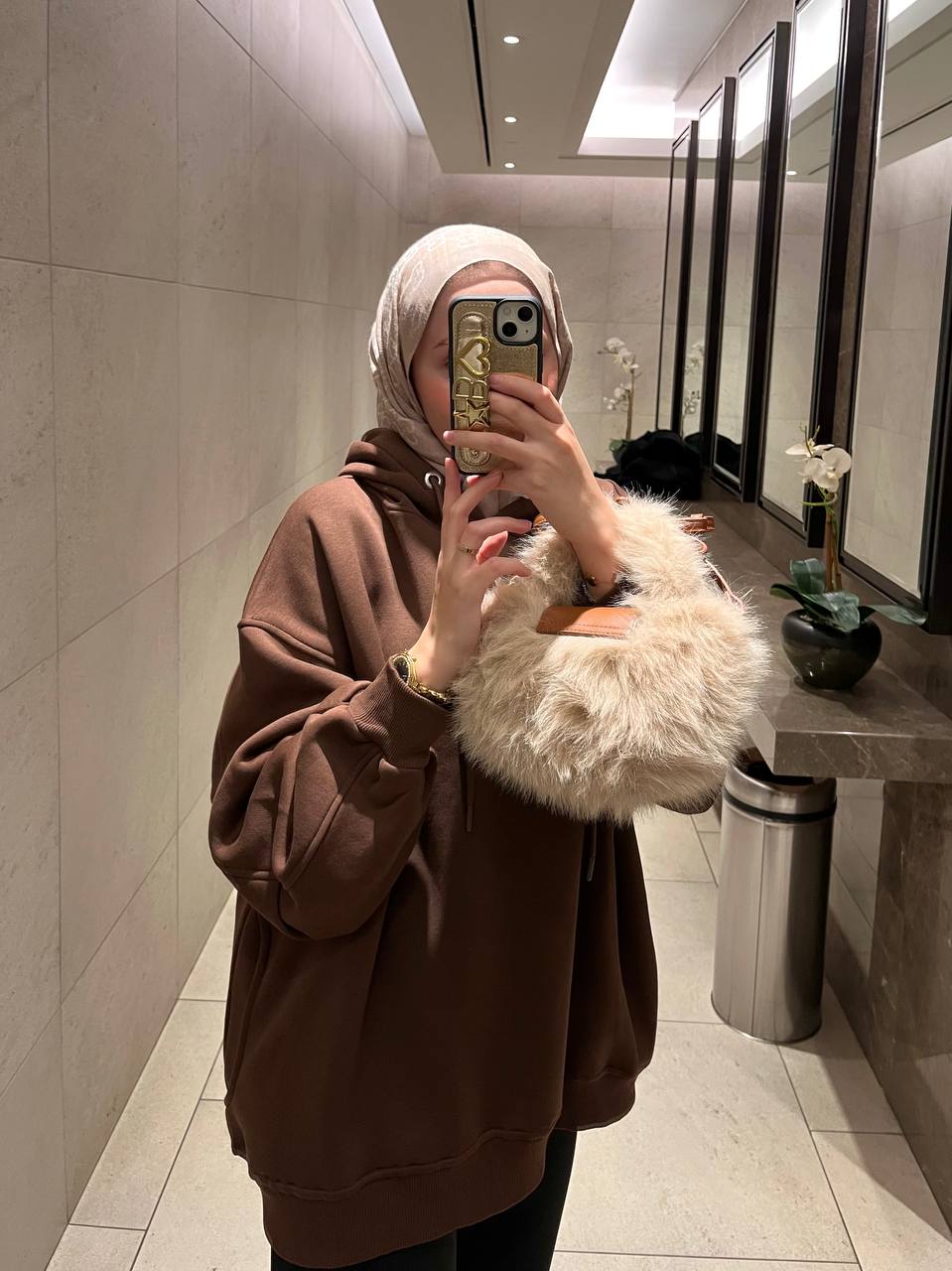 Kapşonlu Kahverengi Sweatshirt