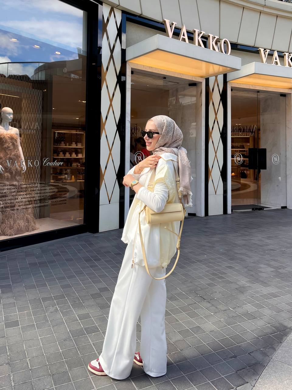 Mira Sıfır Kol Eşofman Takımı - Ekru