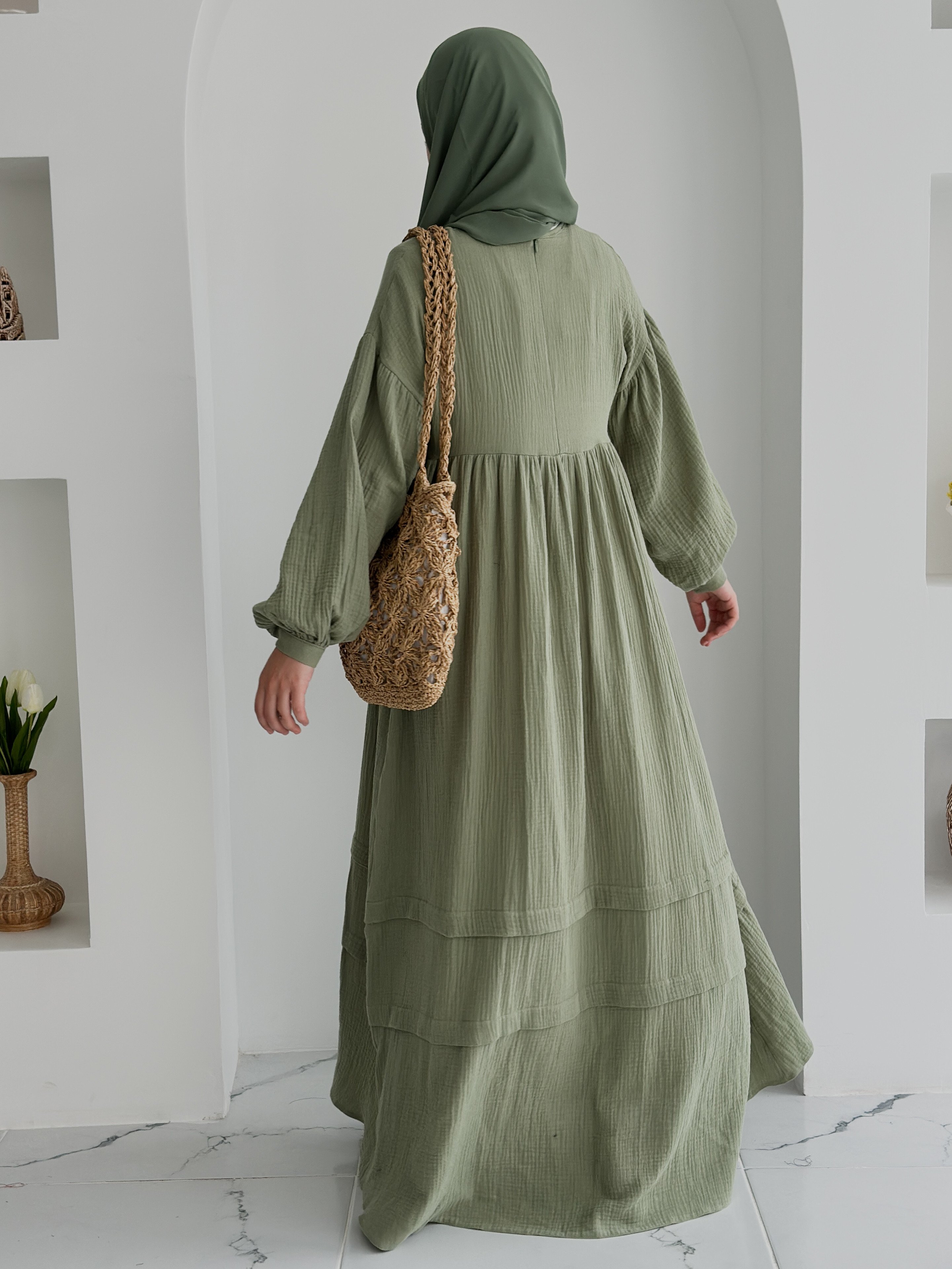 FARAH MÜSLİN ÇAĞLA