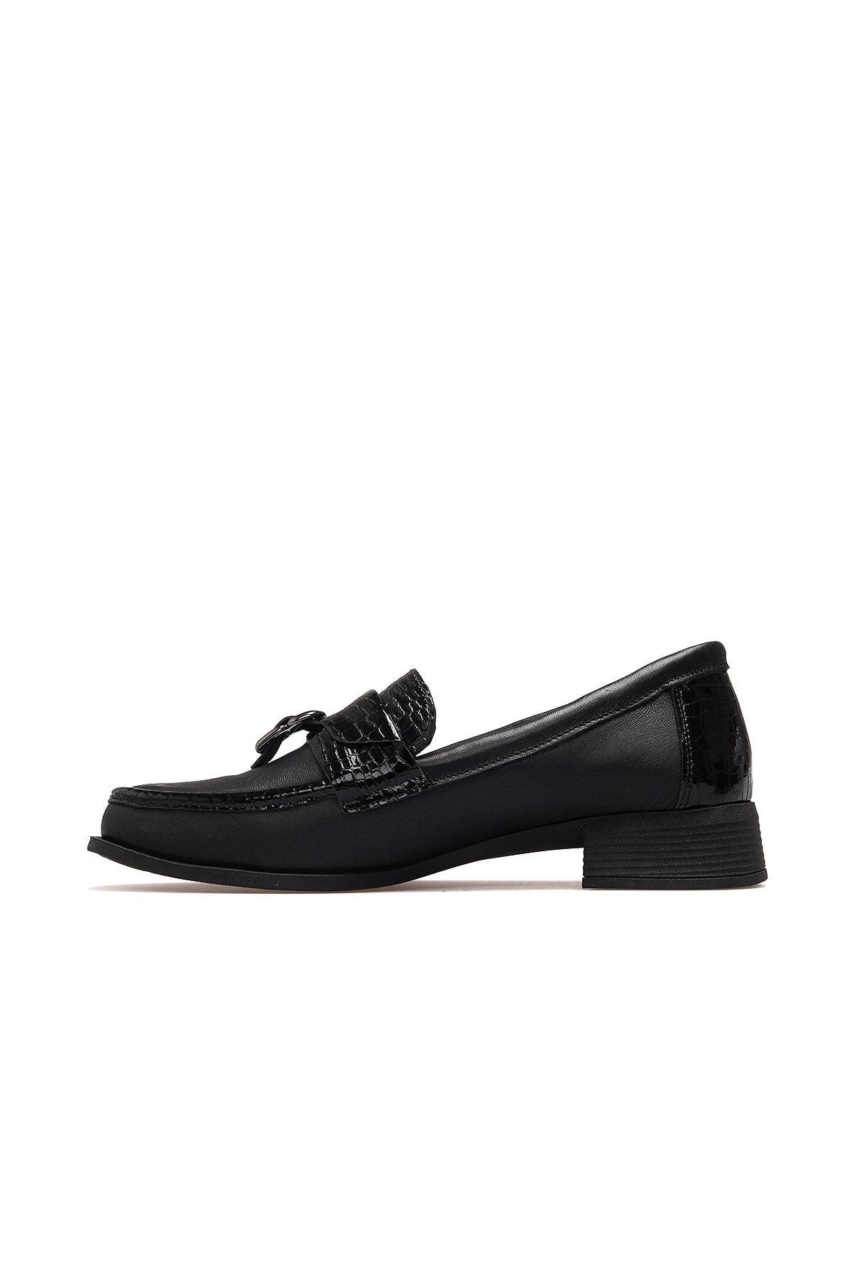 Kadın Hakiki Deri Loafer Günlük Ayakkabı D25KA-855 Z - SİYAH