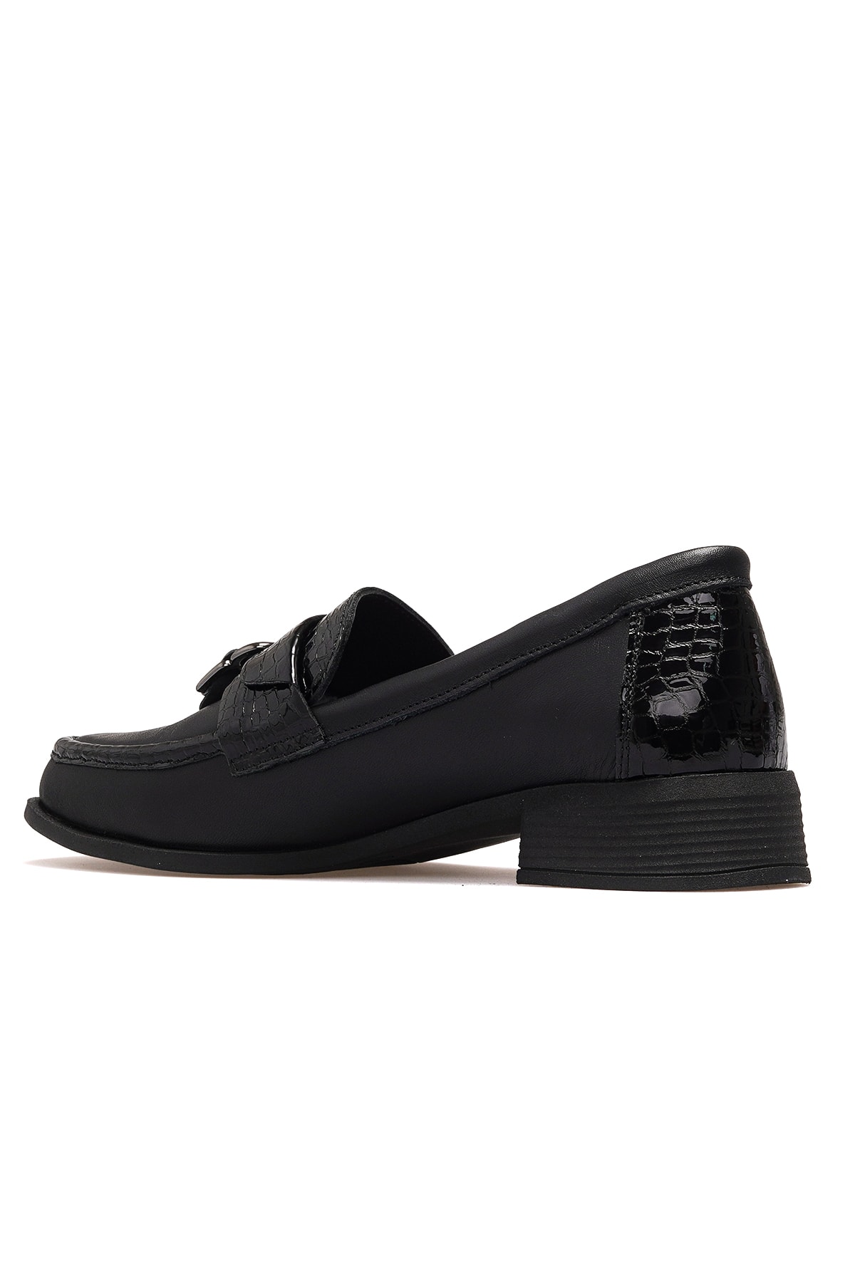 Kadın Hakiki Deri Loafer Günlük Ayakkabı D25KA-855 Z - SİYAH