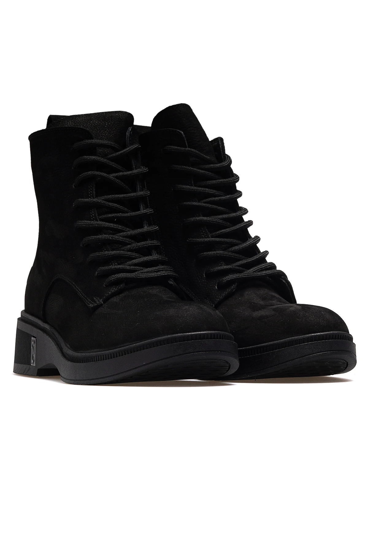 Kadın Hakiki Deri Postal Günlük Bot D25KB-8140 Z - SİYAH NUBUK