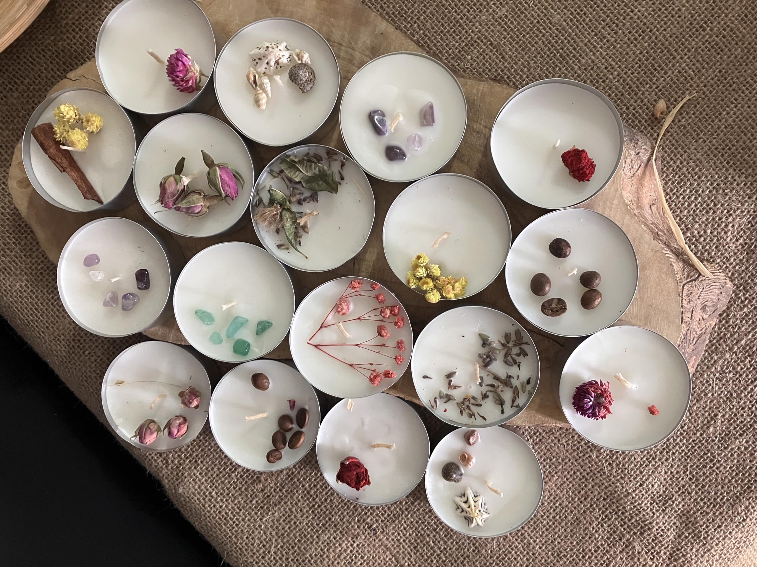 18'li XXL tealight soya mumu,normalden 4 kat büyük,72 Tealight ile eşdeğer,Hediyelik doğal soya mumu,48 gr, 16 saat yanma süresi,Tarçın,Kahve,Sandal ağacı kokulu