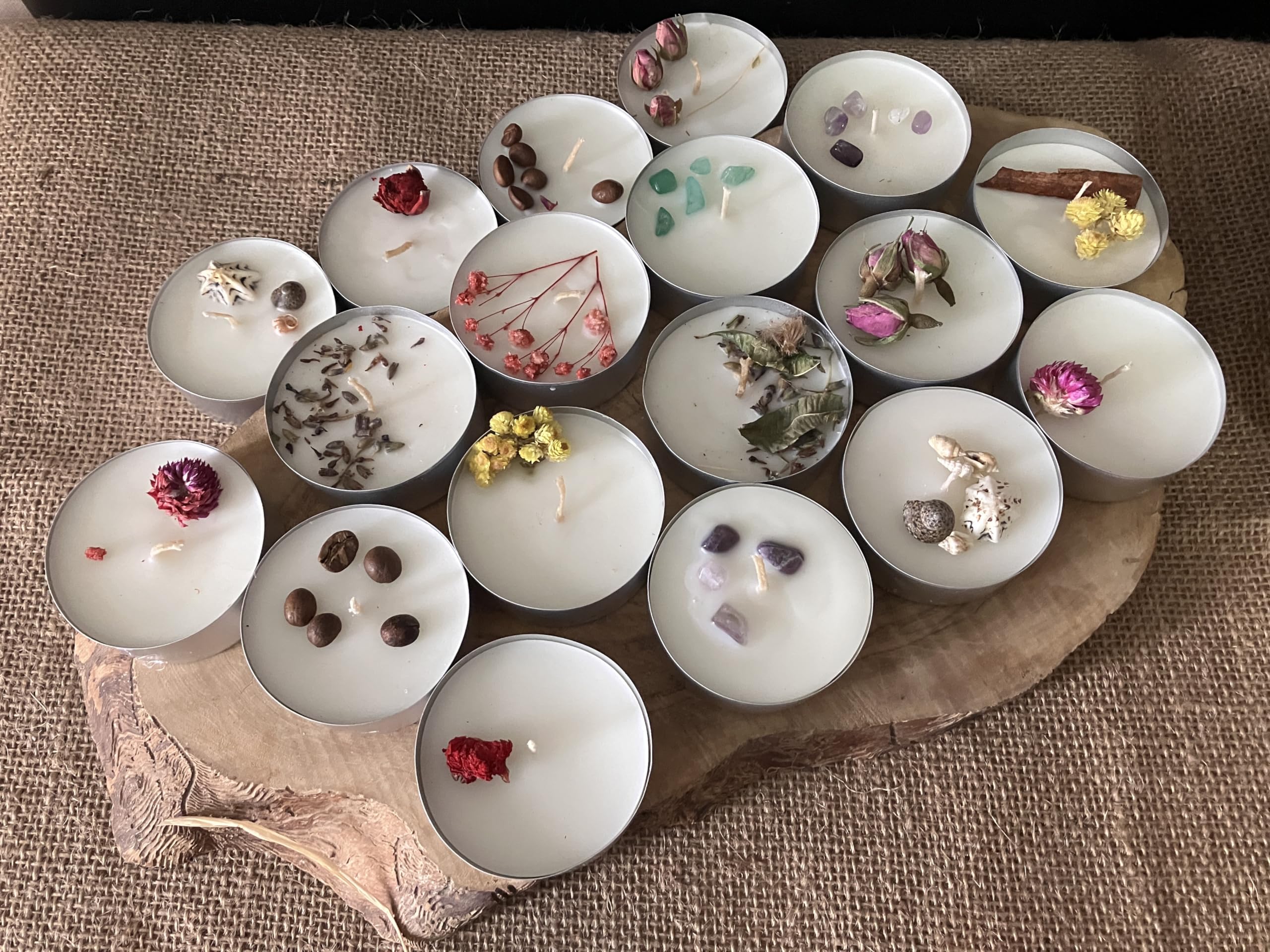 18'li XXL tealight soya mumu,normalden 4 kat büyük,72 Tealight ile eşdeğer,Hediyelik doğal soya mumu,48 gr, 16 saat yanma süresi,Tarçın,Kahve,Sandal ağacı kokulu